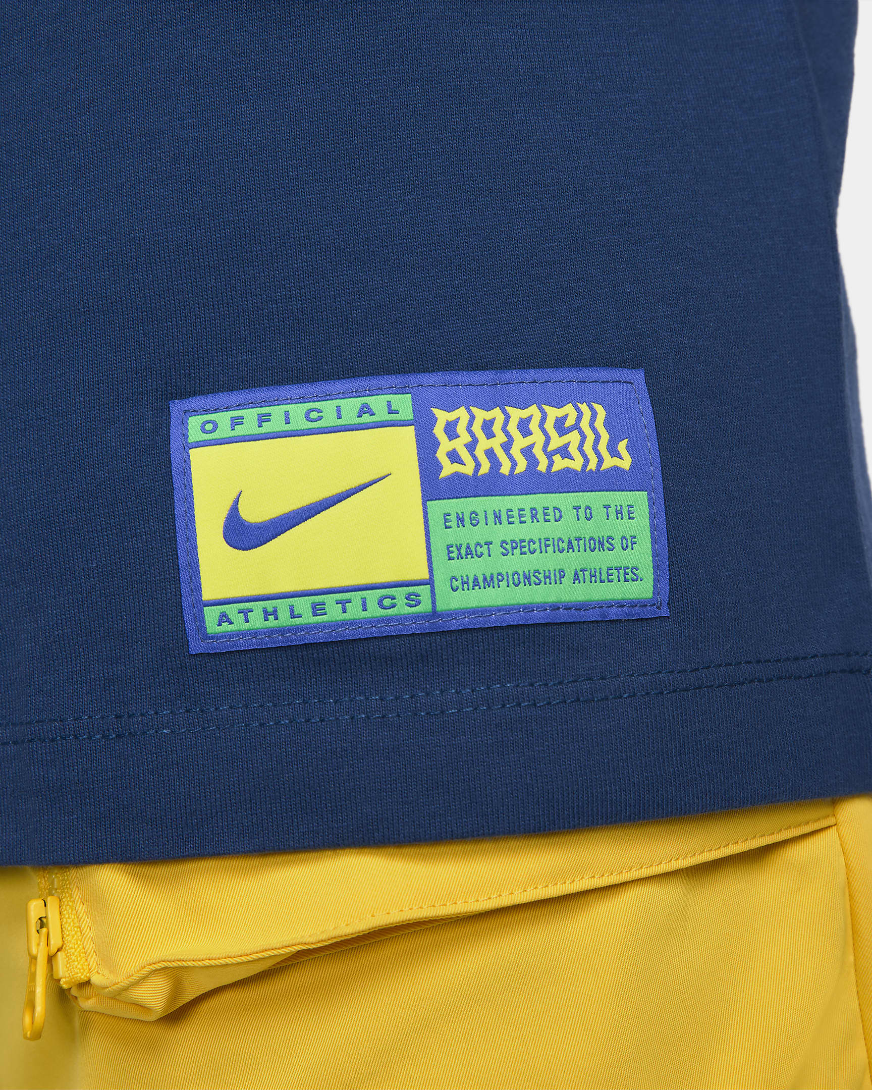 Playera Nike para mujer Swoosh Brasil. Nike.com