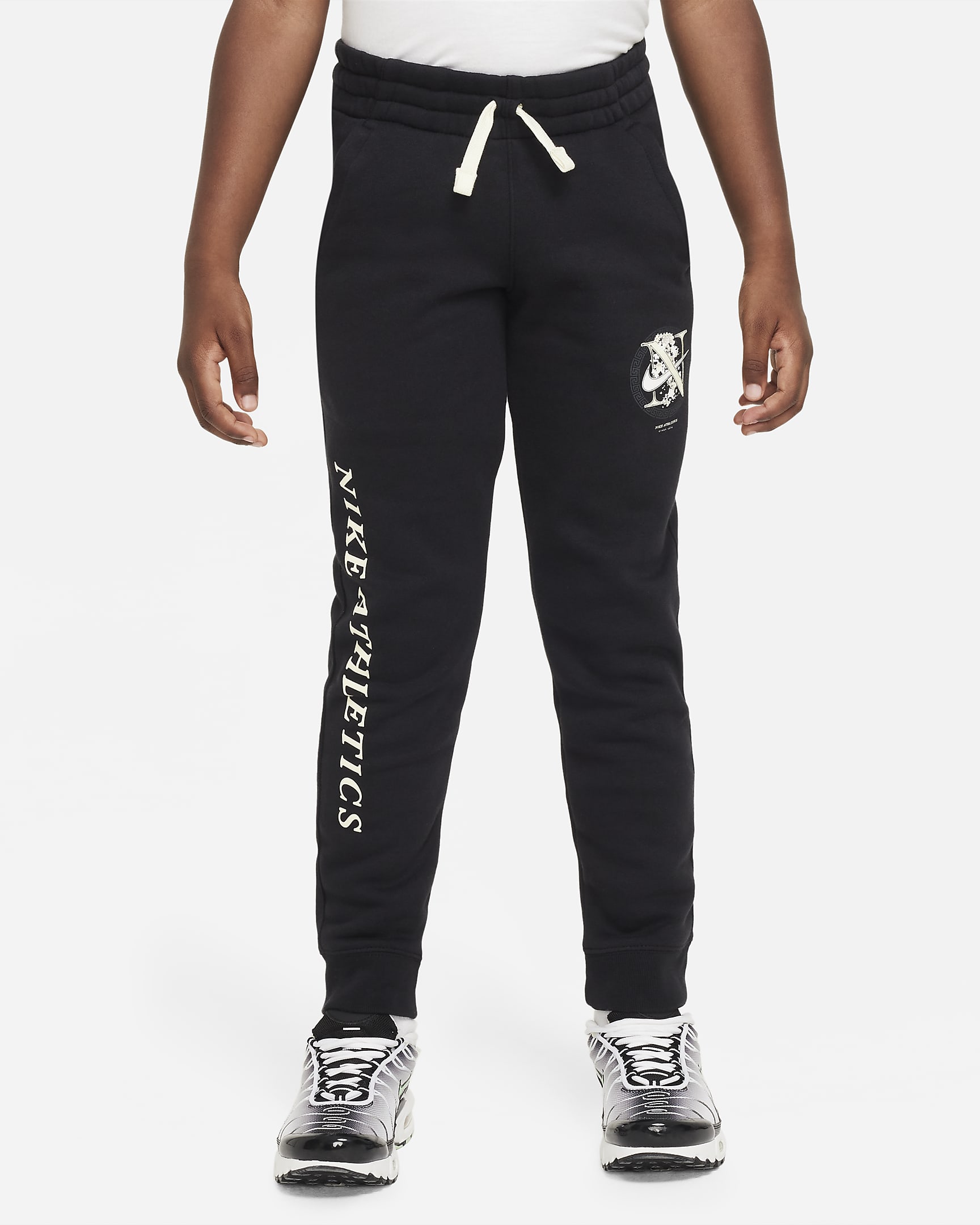 Nike Sportswear Club Fleece Big Kids' Joggers.