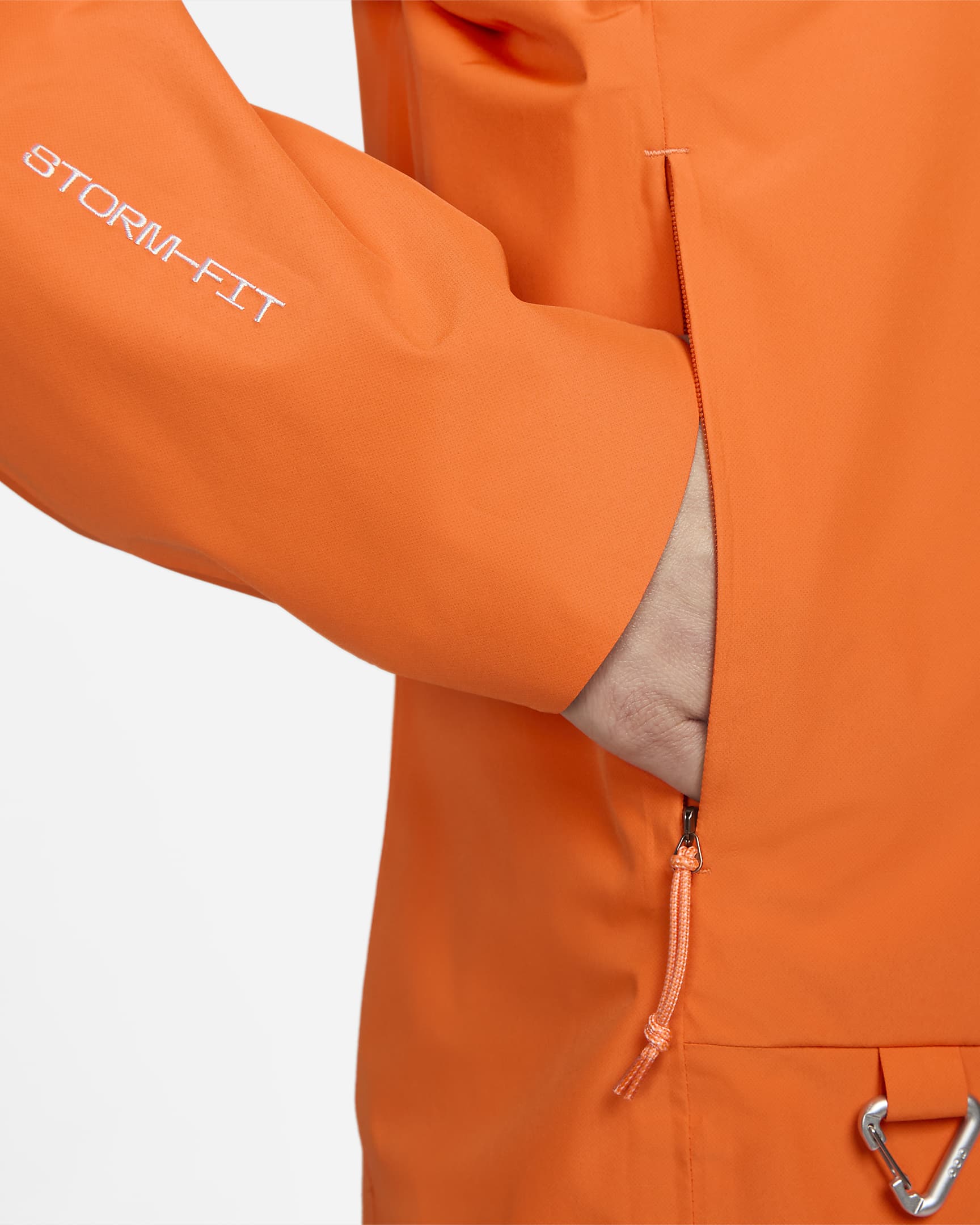 Nike ACG 'Cascade Rain' Women's StormFIT WaterResistant Lightweight Jacket. Nike LU