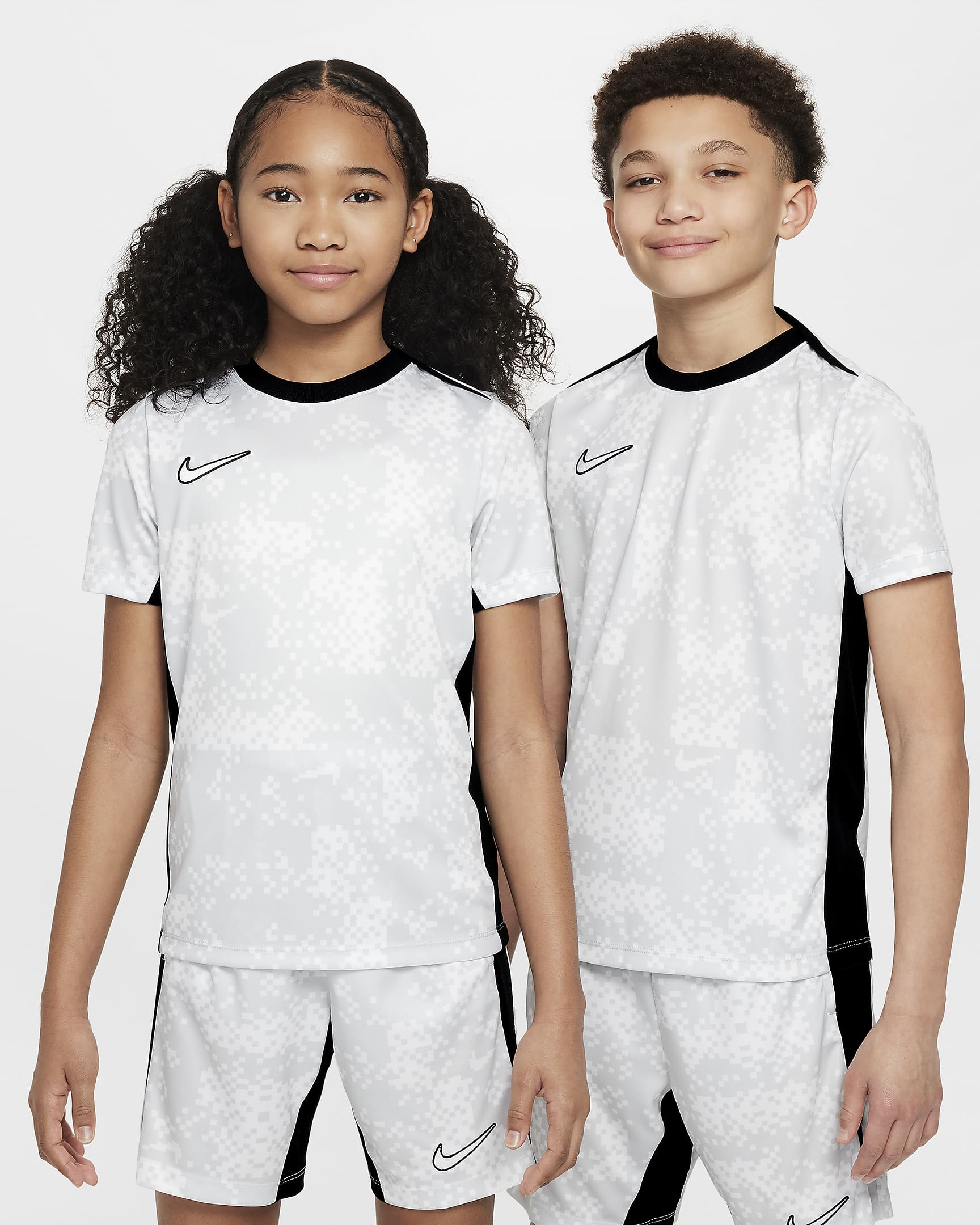 Nike Academy Pro 大童 Dri-FIT 短袖足球上衣 - Pure Platinum/黑色/白色