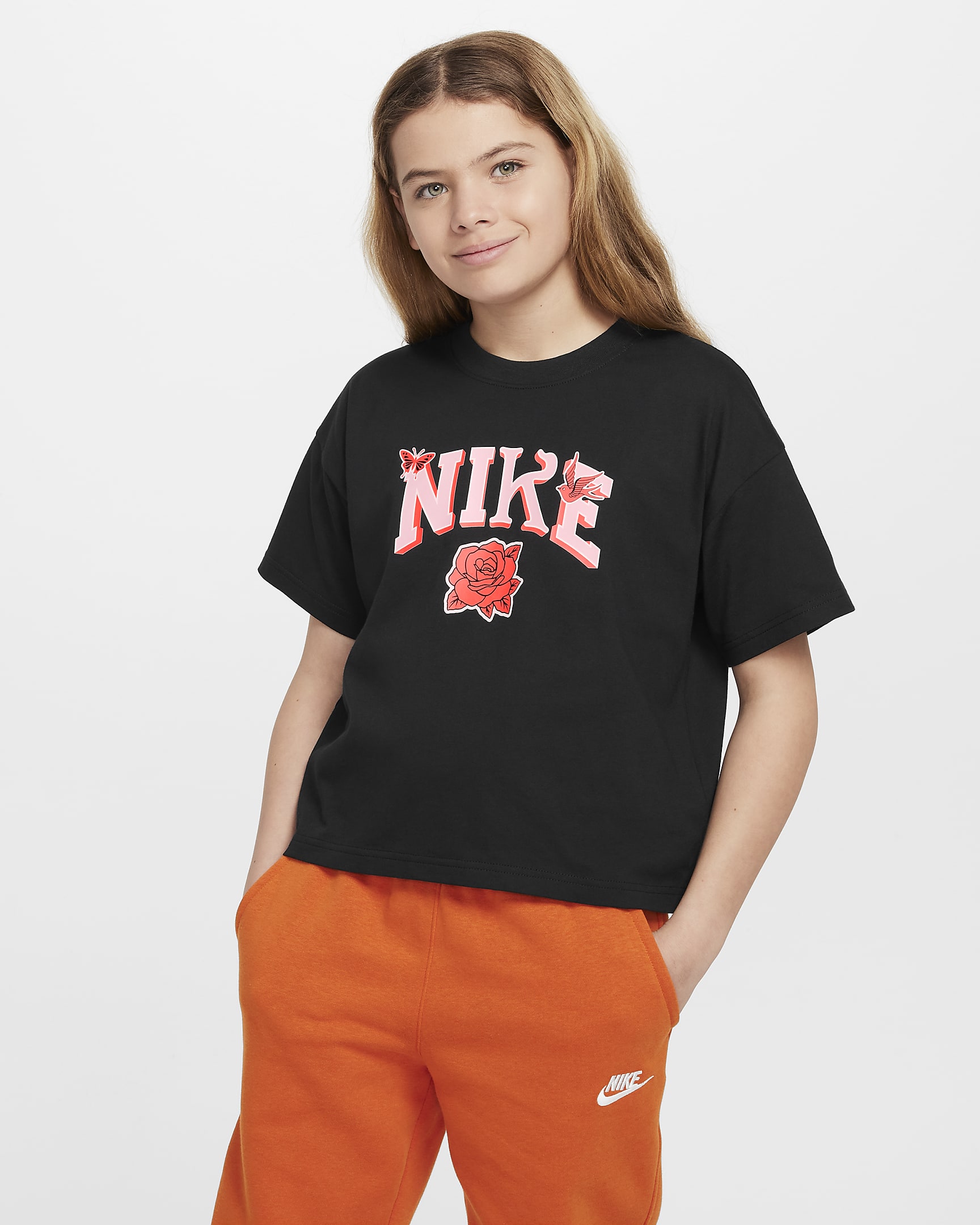 Nike Sportswear Older Kids' (Girls') T-Shirt - Black