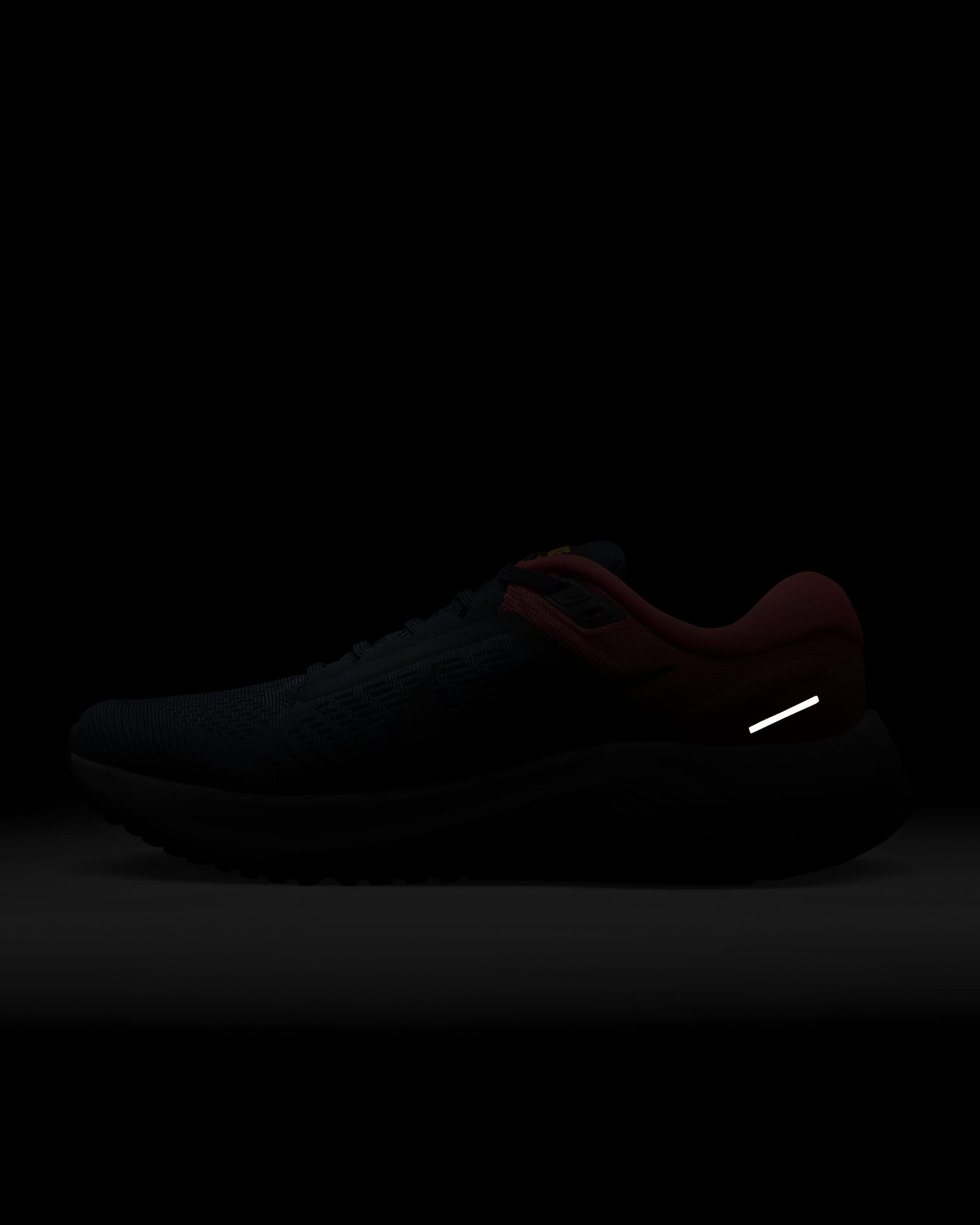 nike structure men's running shoes