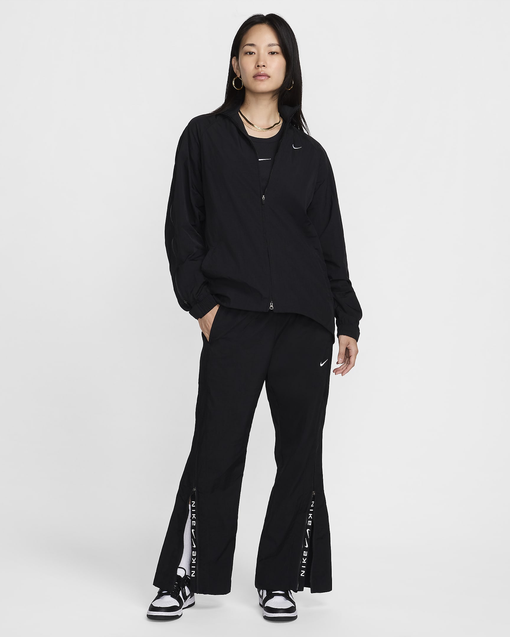 Nike Sportswear Collection Women's Mid-Rise Repel Zip Pants - Black/White