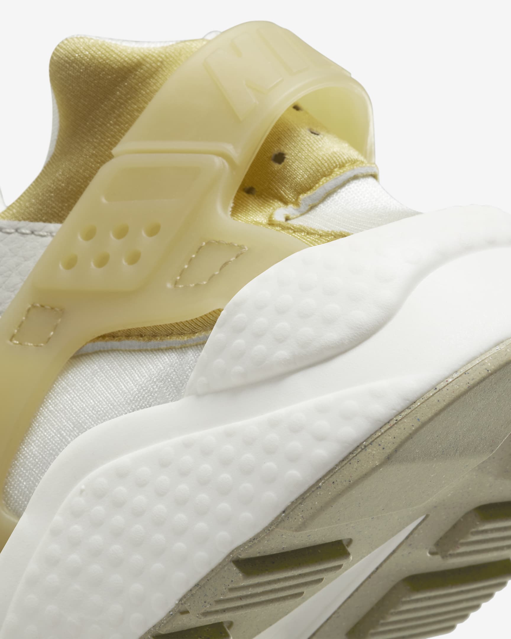 womens nike air huarache running shoes