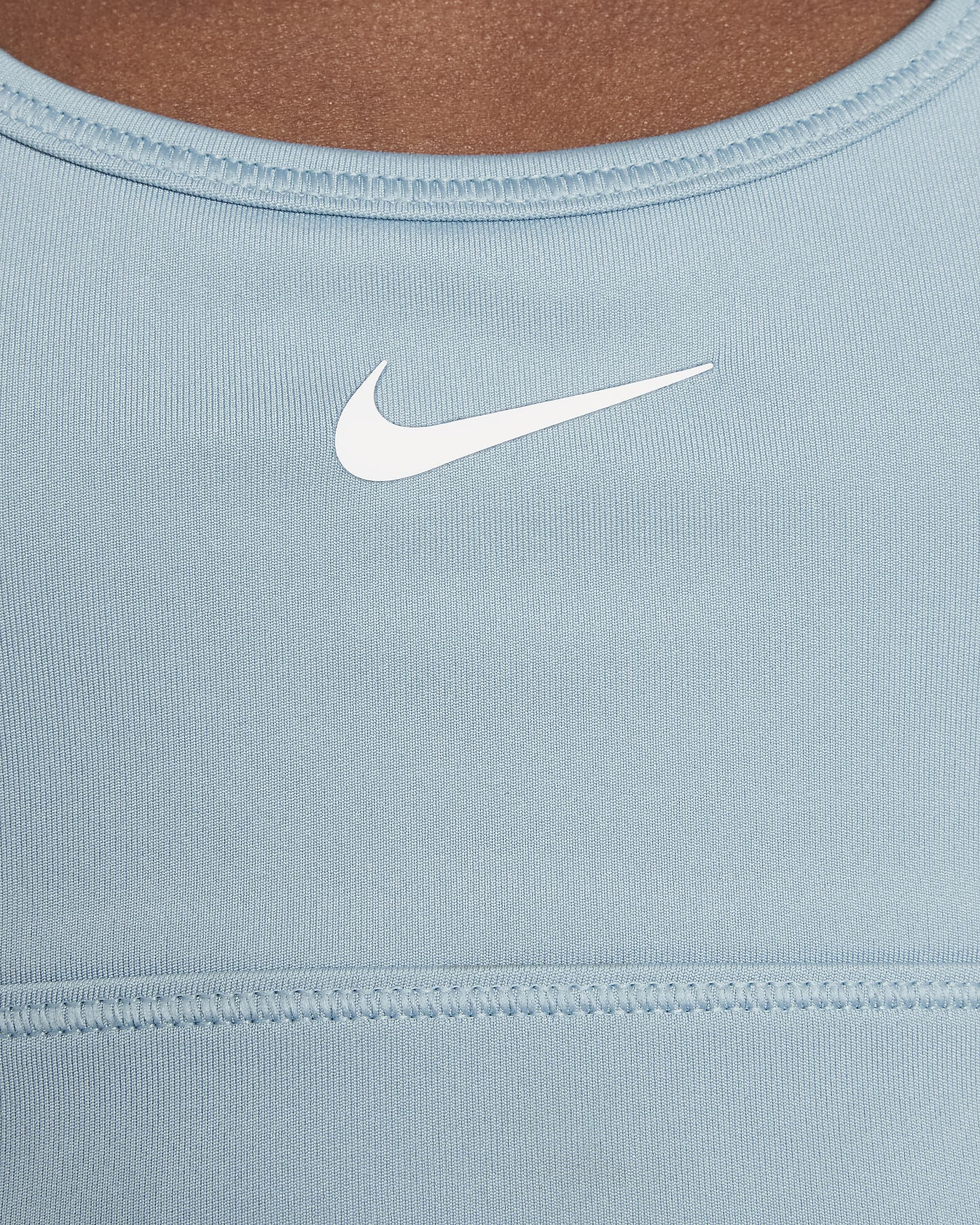 Sportovní podprsenka Nike Swoosh pro větší děti (dívky) - Denim Turquoise/Bílá