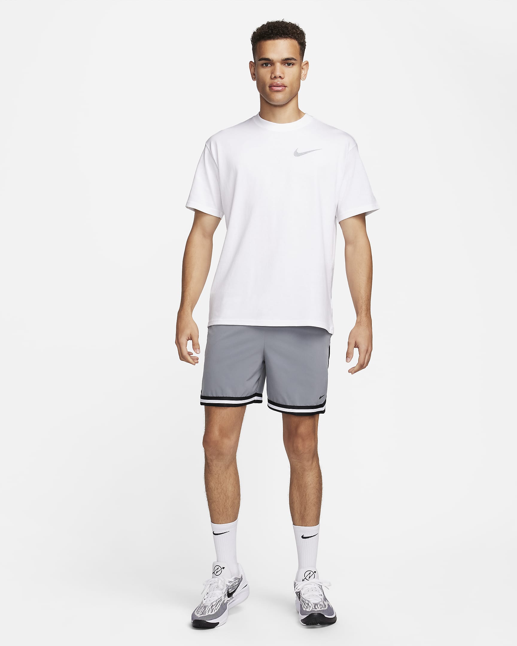 Nike Men's Max90 Basketball T-Shirt. Nike UK