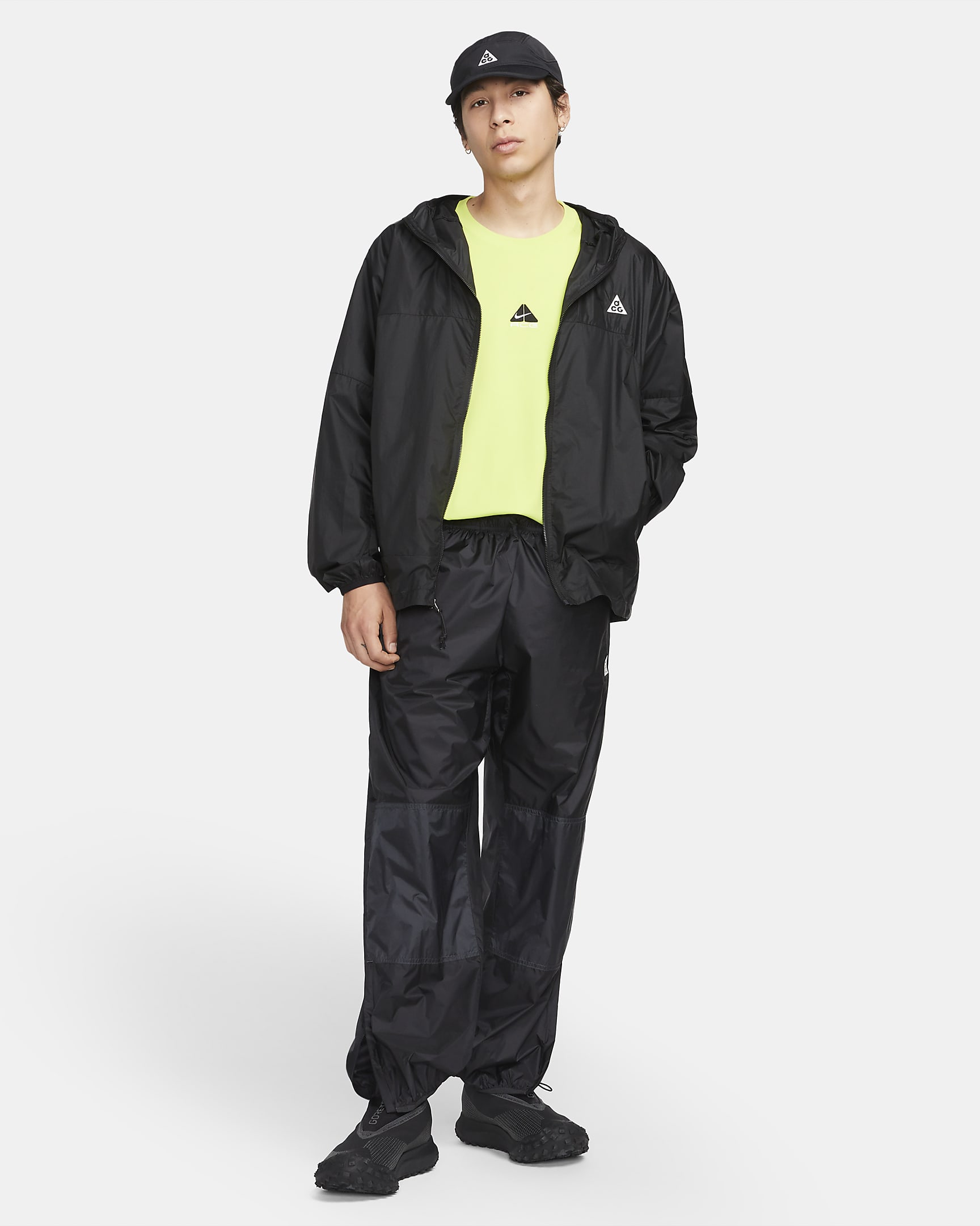 Nike ACG "Cinder Cone" Men's Windproof Jacket - Black/Anthracite/Summit White