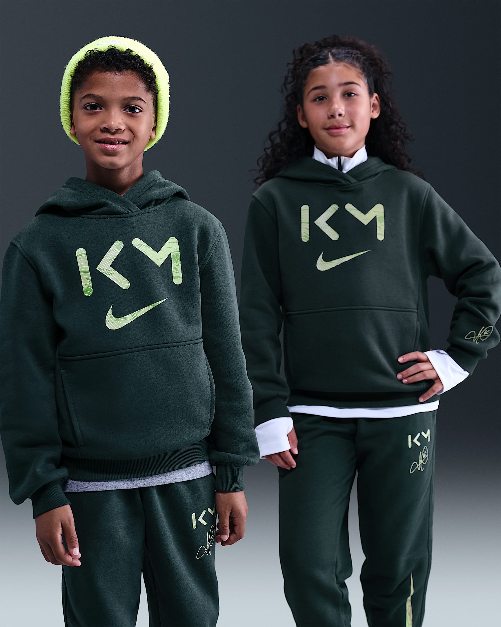 Kylian Mbappé Club Fleece Big Kids' Nike Dri-FIT Soccer Hoodie - Seaweed/Limelight/Vivid Green