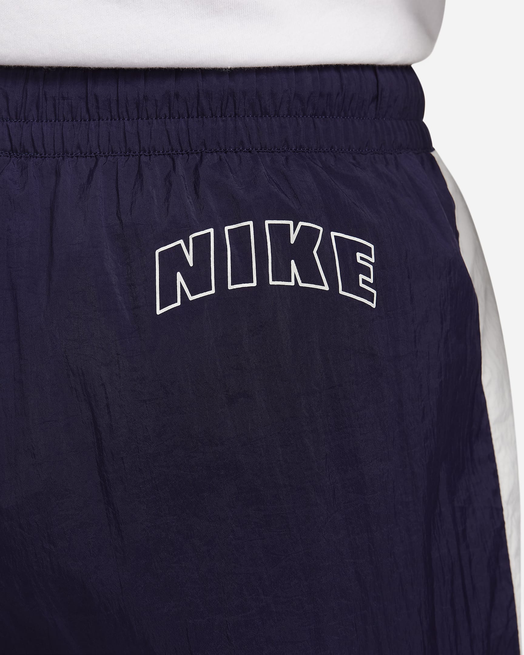 Nike Men's Woven Basketball Trousers. Nike CA