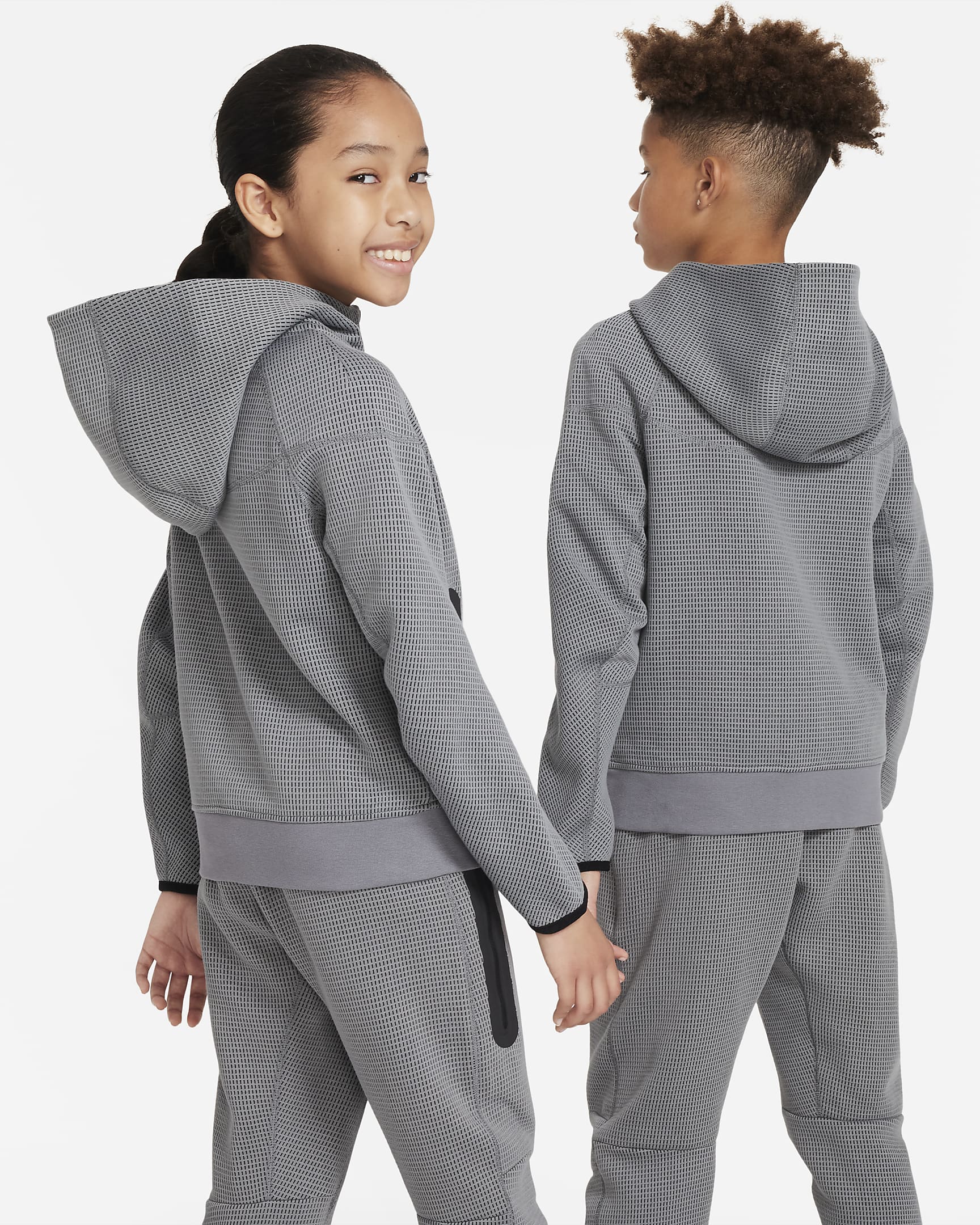 Nike Sportswear Tech Fleece Older Kids' (Boys') Winterized Full-Zip Hoodie - Smoke Grey/Black/Black