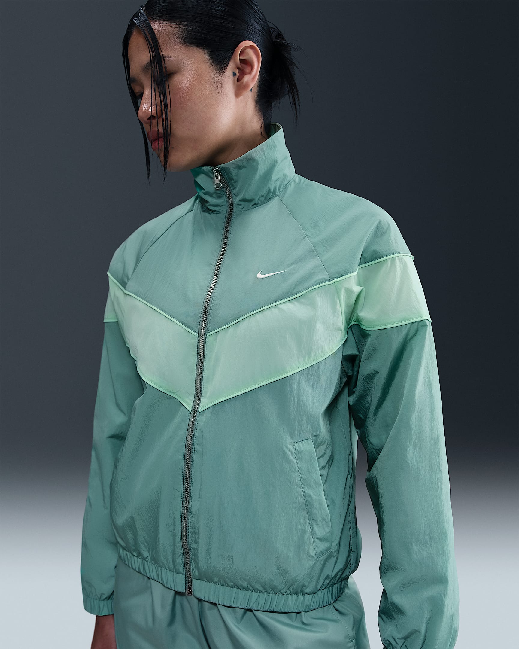 Nike Windrunner Women's Loose UV Woven Full-Zip Jacket - Cannon/Mint Foam/Mint Foam/Sail