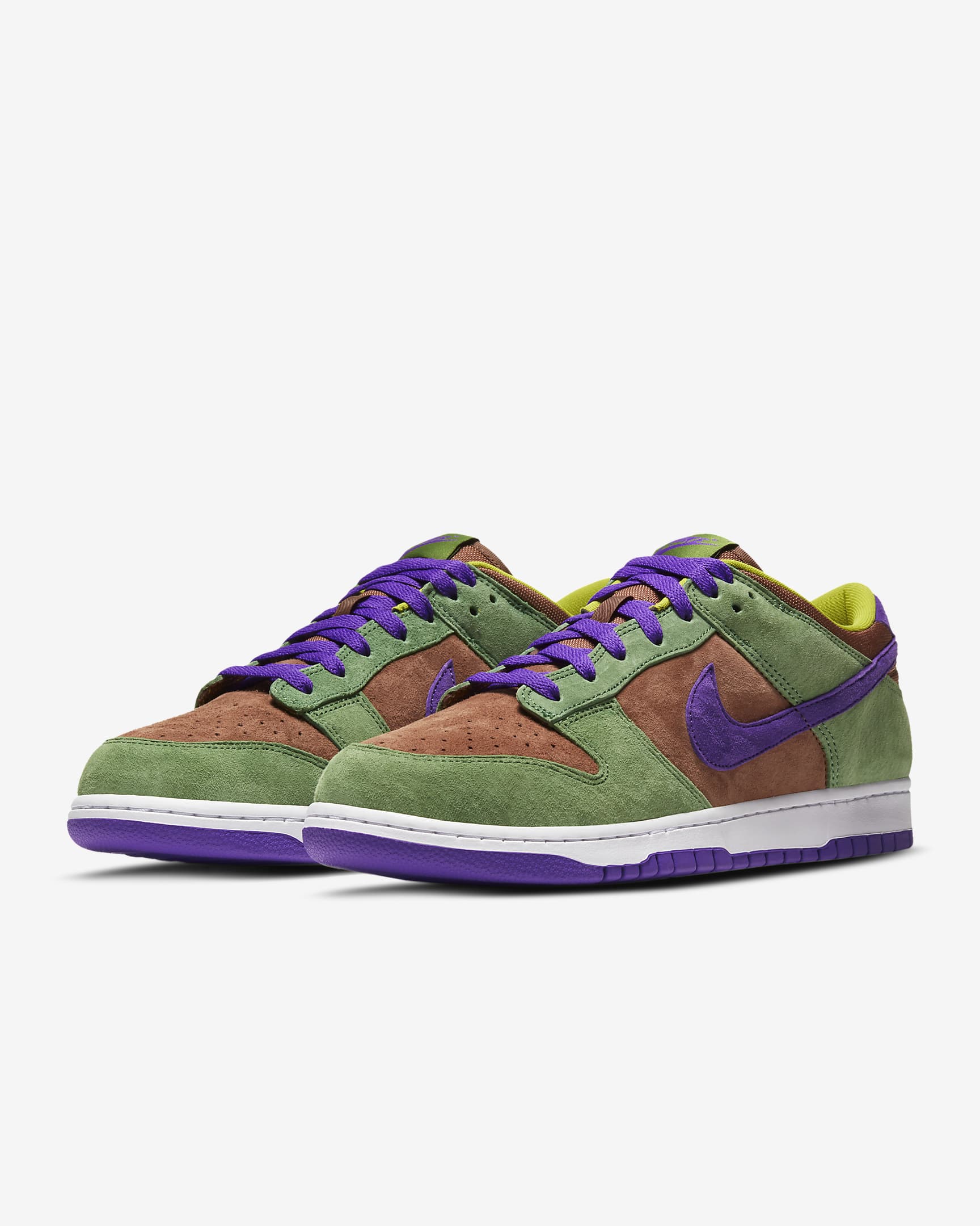 Nike Dunk Low SP Schoen - Veneer/Autumn Green/Deep Purple