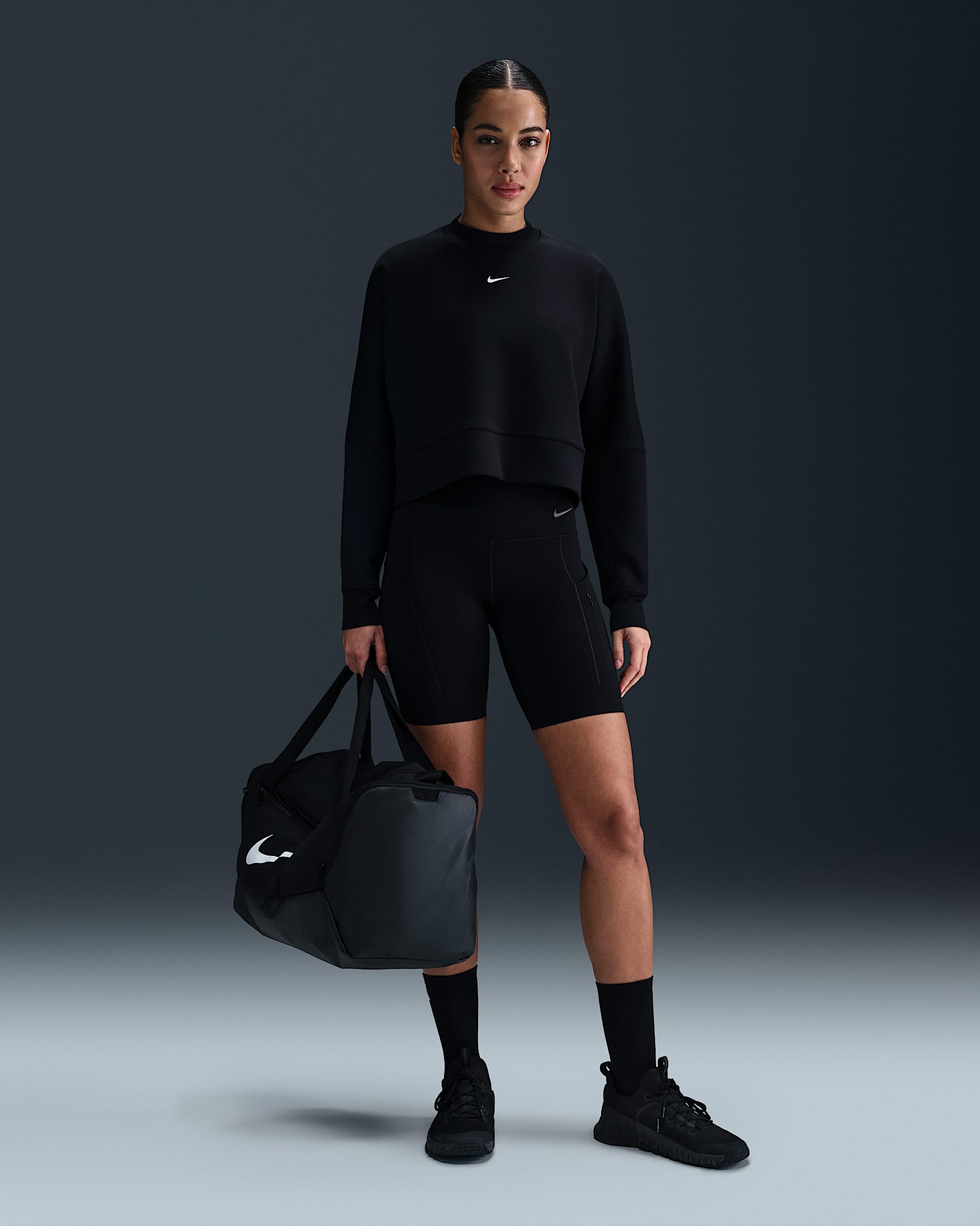 cropped pullover nike
