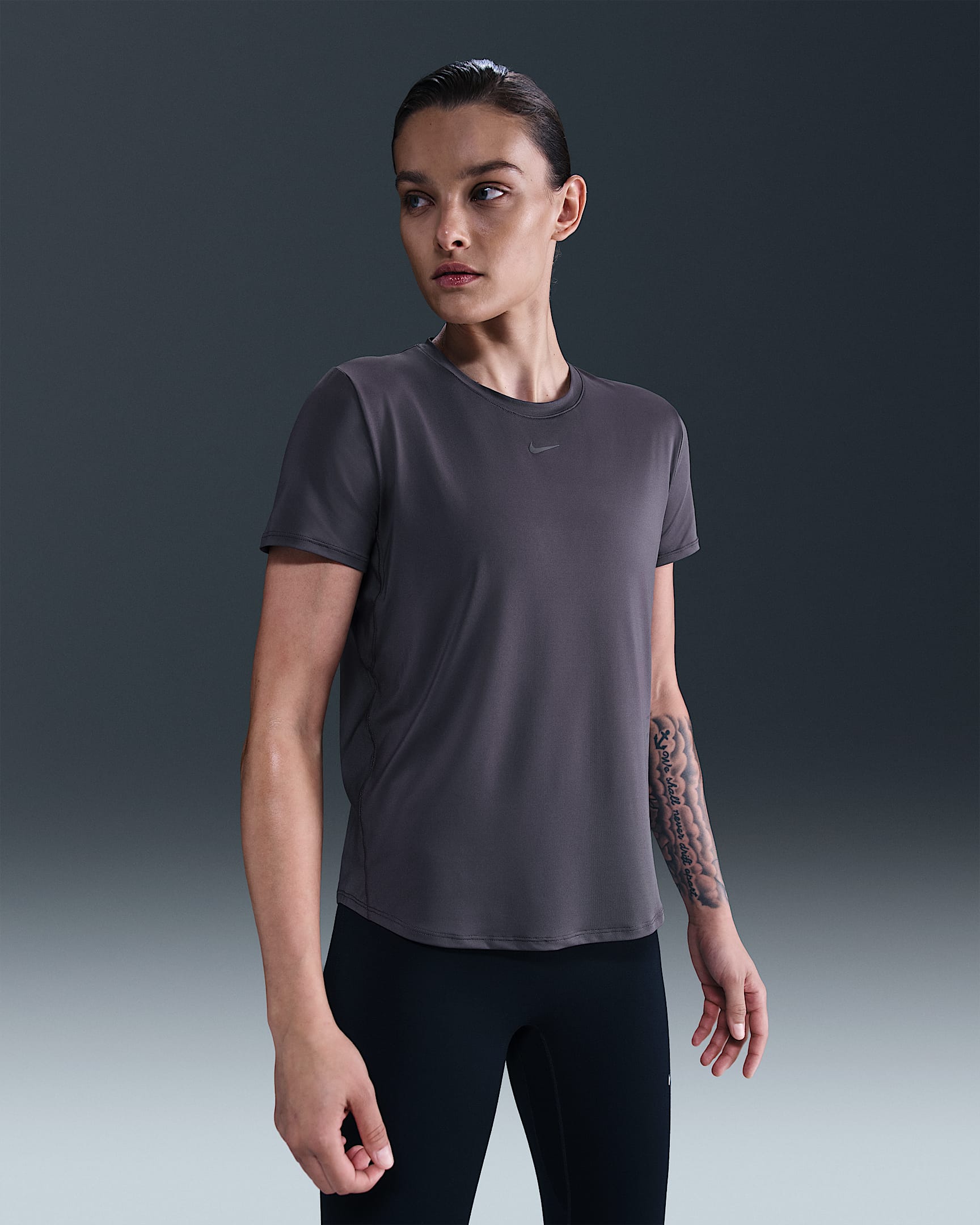 Nike One Classic Women's Dri-FIT Short-Sleeve Top - Thunder Grey