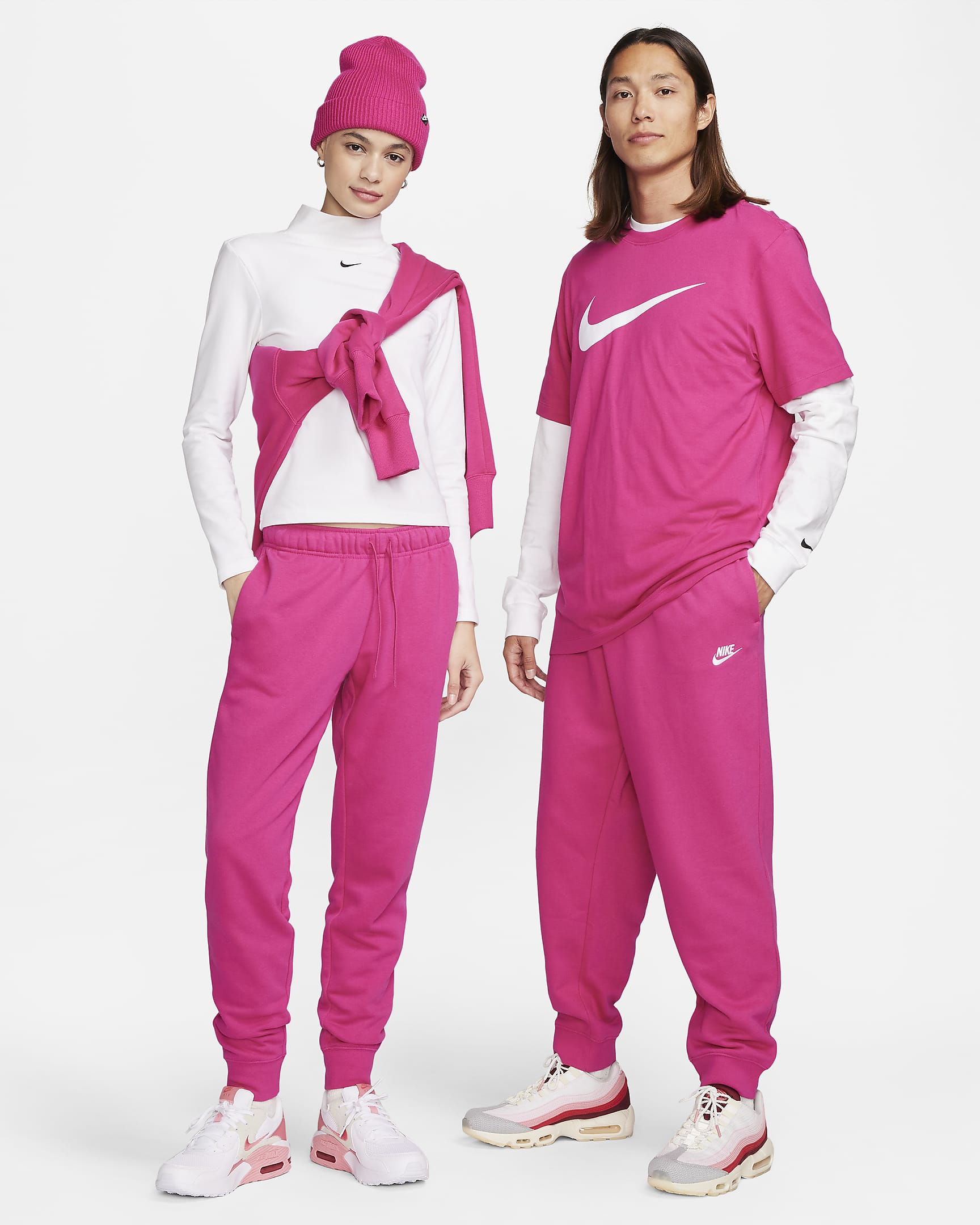 Nike Sportswear Club Fleece Women's MidRise Joggers. Nike LU