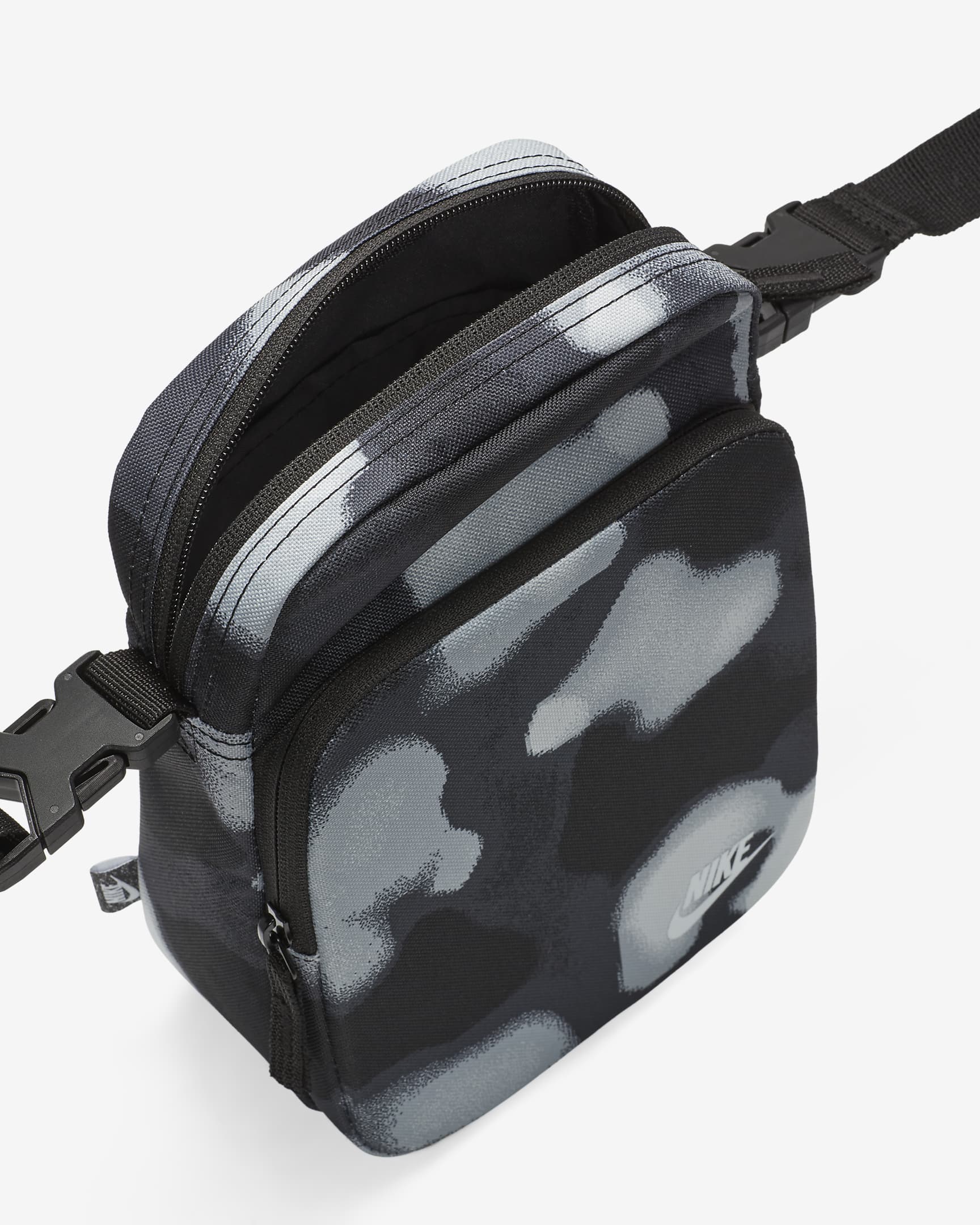 Nike Heritage Cross-Body Bag (4L). Nike NL