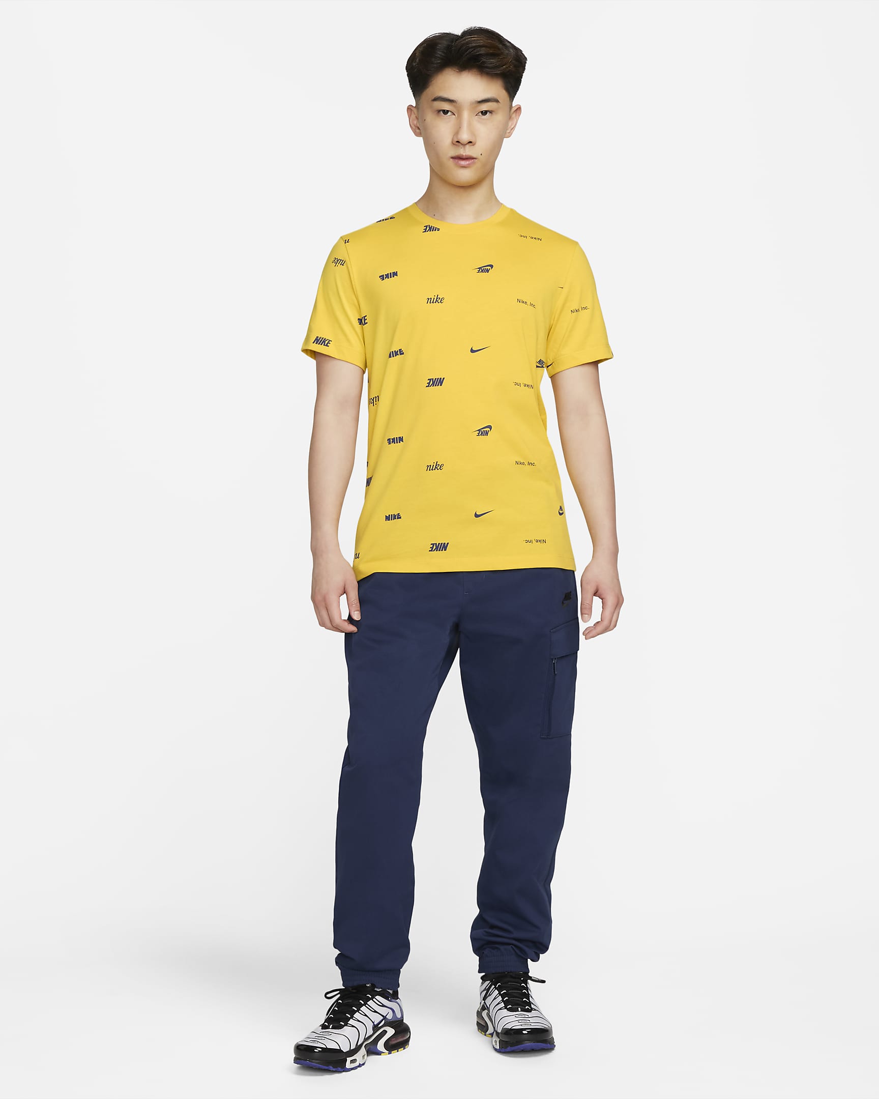 Nike Club Men's All-Over Print T-Shirt - Vivid Sulphur