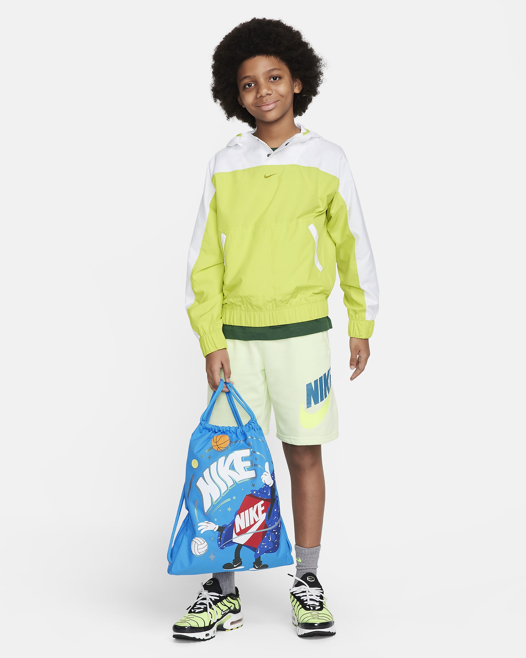 Nike Kids' Drawstring Bag (12L). Nike BG