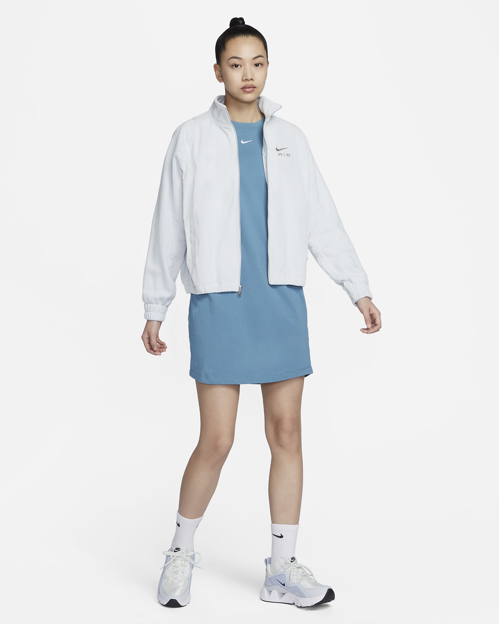 Nike Sportswear Essential Women's Shortsleeve TShirt Dress. Nike SG