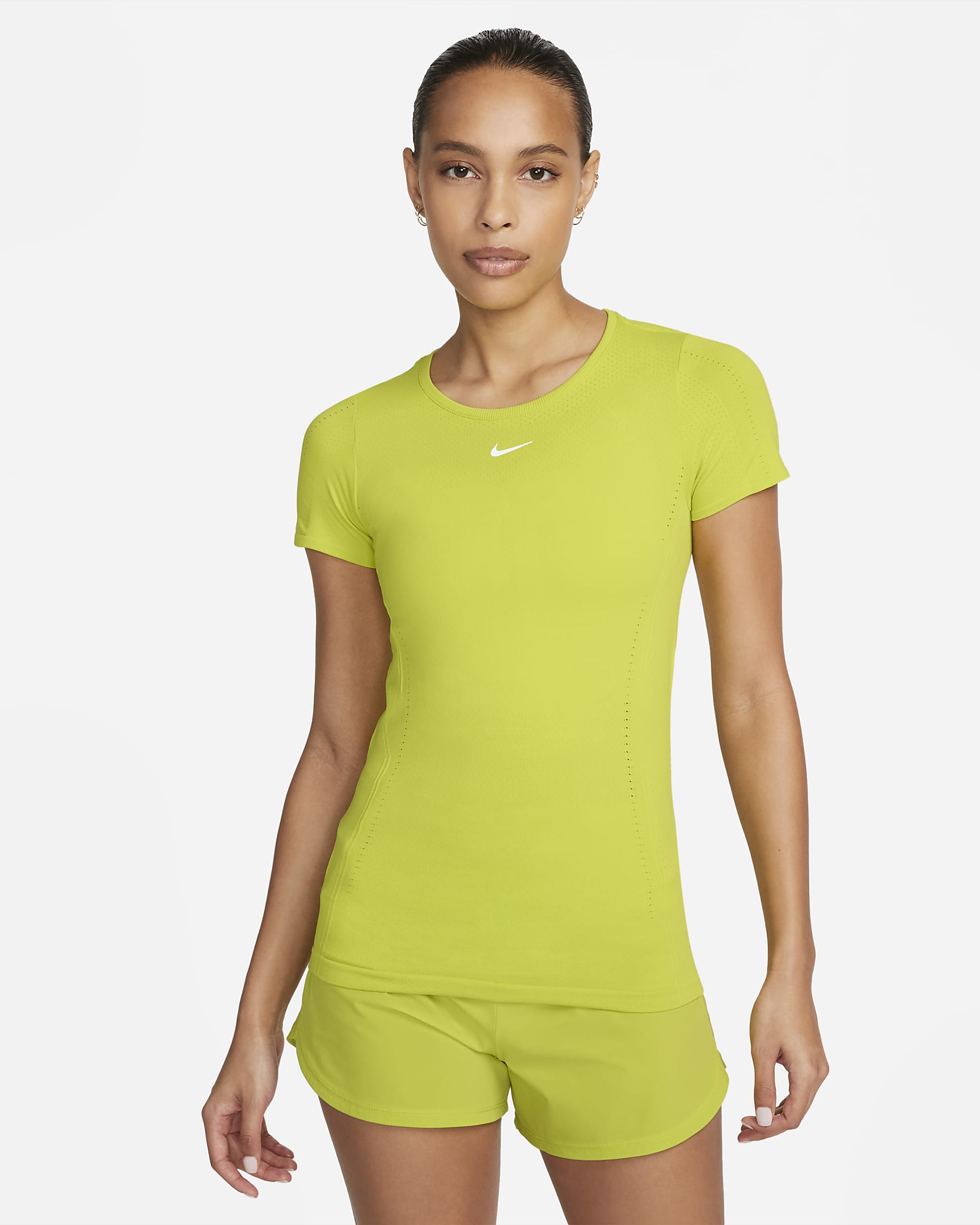 Nike Dri-FIT ADV Aura Women's Slim-Fit Short-Sleeve Top. Nike BE