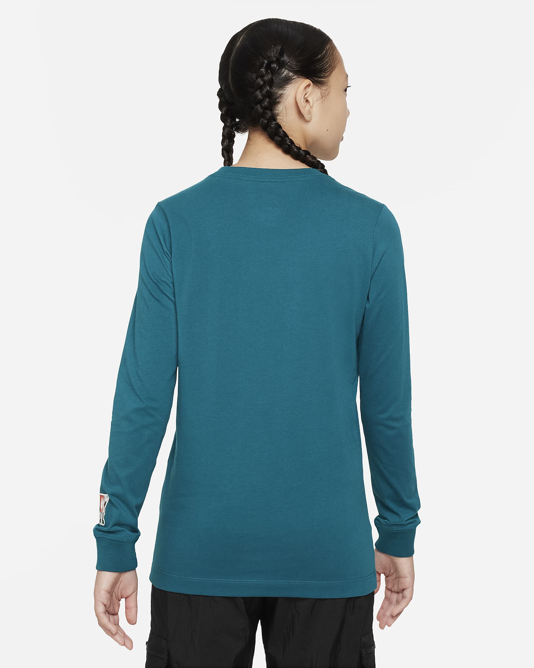 Nike Sportswear Older Kids' Long-Sleeve T-Shirt. Nike ID