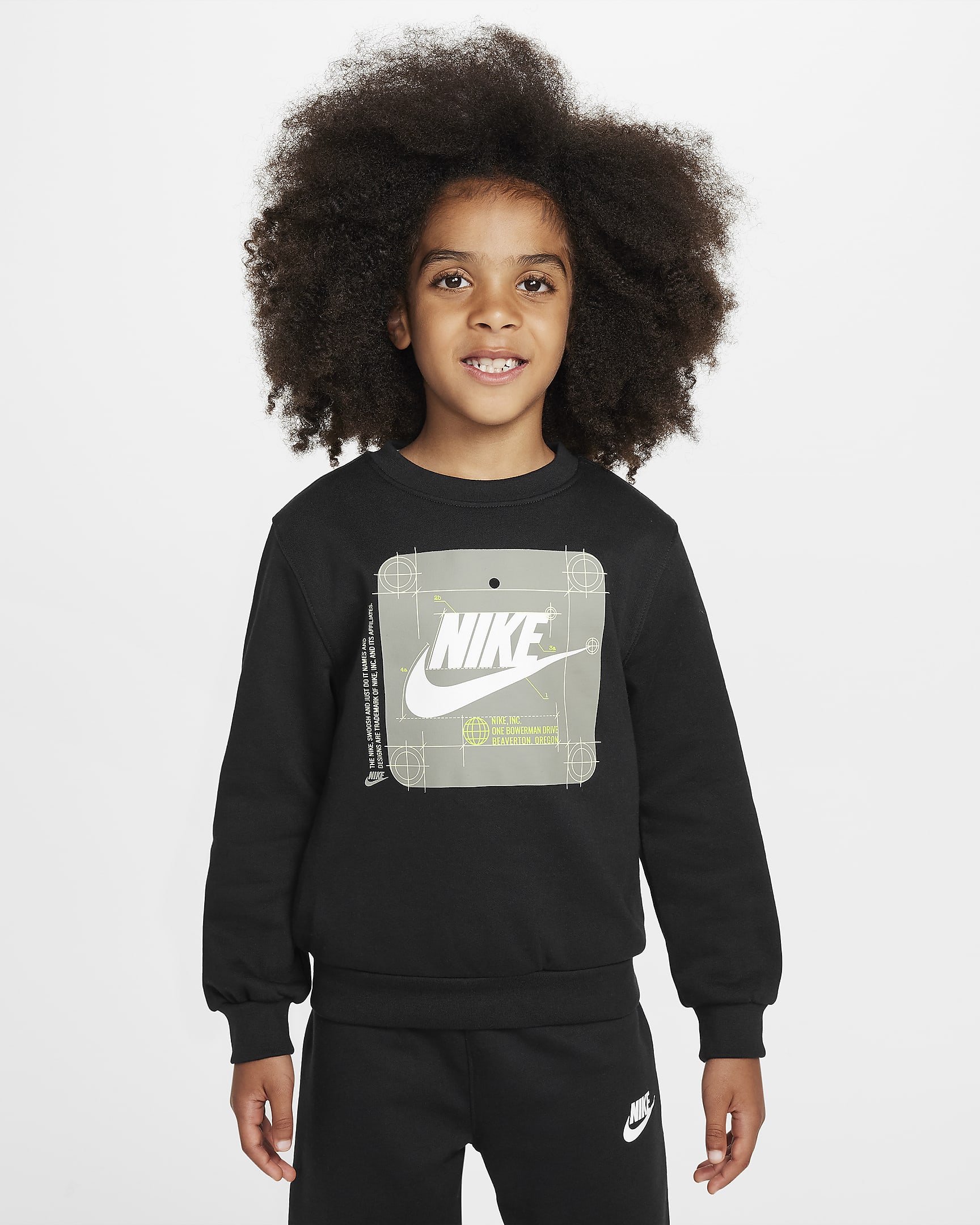 Nike Sportswear kétrészes, kerek nyakkivágású Future Utility szett kisgyerekeknek - Fekete