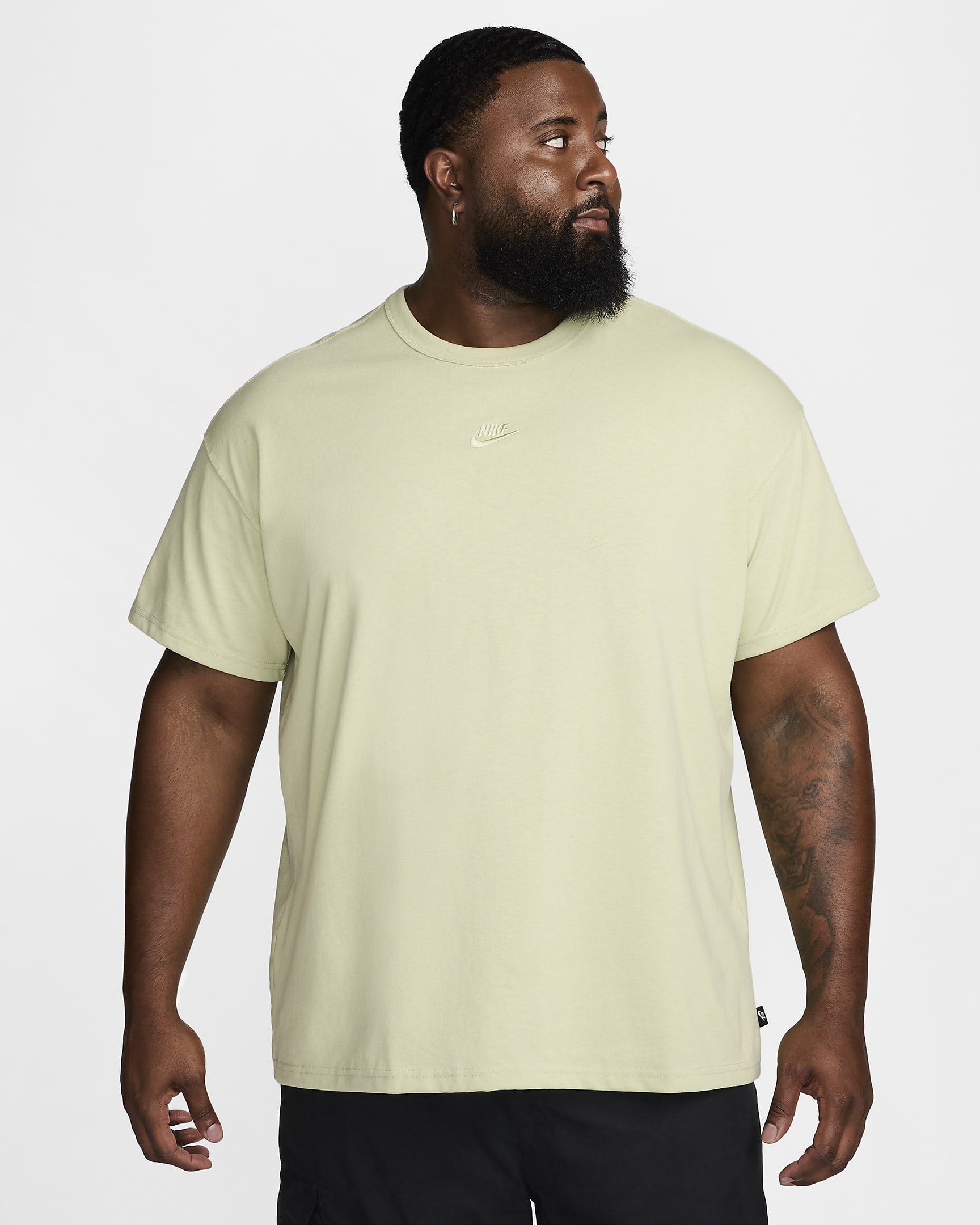 Nike Sportswear Premium Essentials Men's T-Shirt - Olive Aura