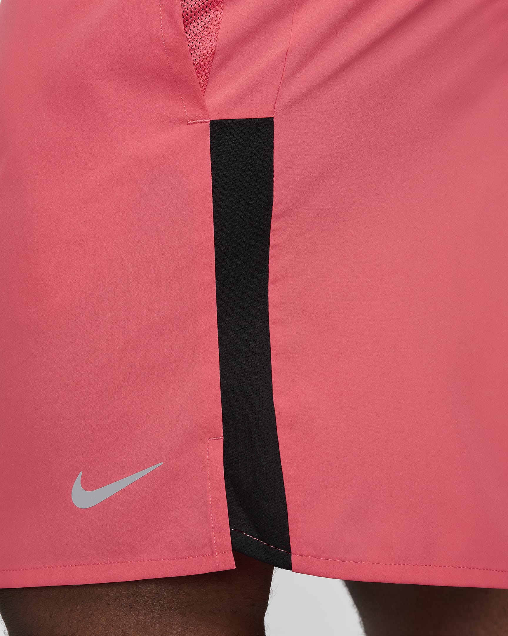 Short de running avec sous-short intégré 18 cm Dri-FIT Nike Challenger pour homme - Aster Pink/Noir/Noir