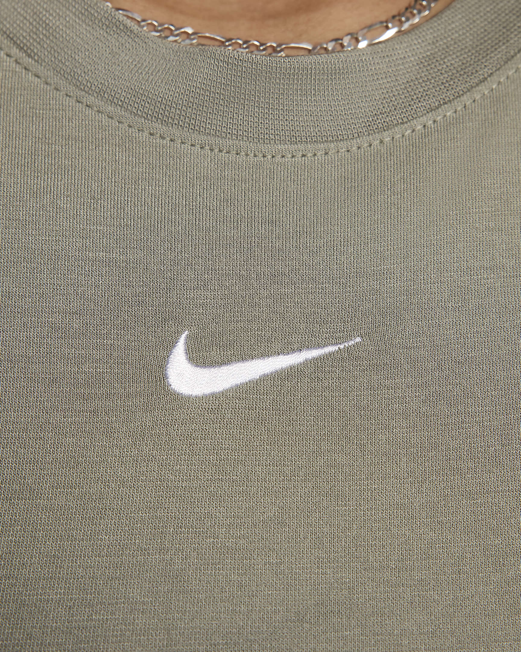 Nike Sportswear Essential Women's Slim Cropped T-Shirt - Light Army