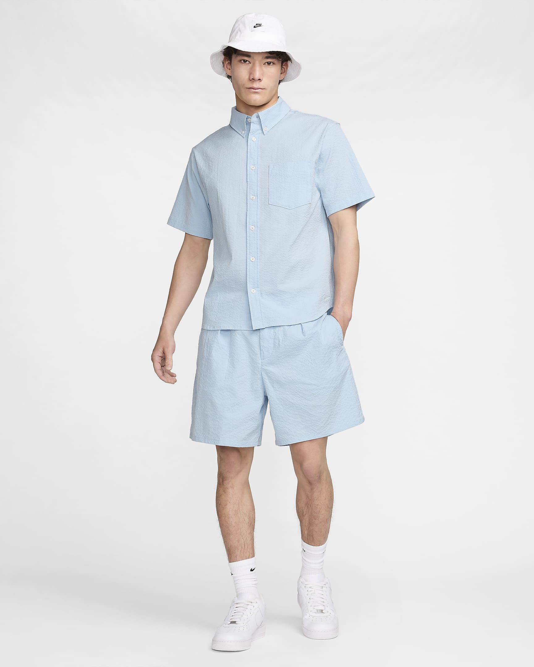 Nike Life Men's Short-Sleeve Seersucker Button-Down Shirt - Light Armory Blue/Light Armory Blue