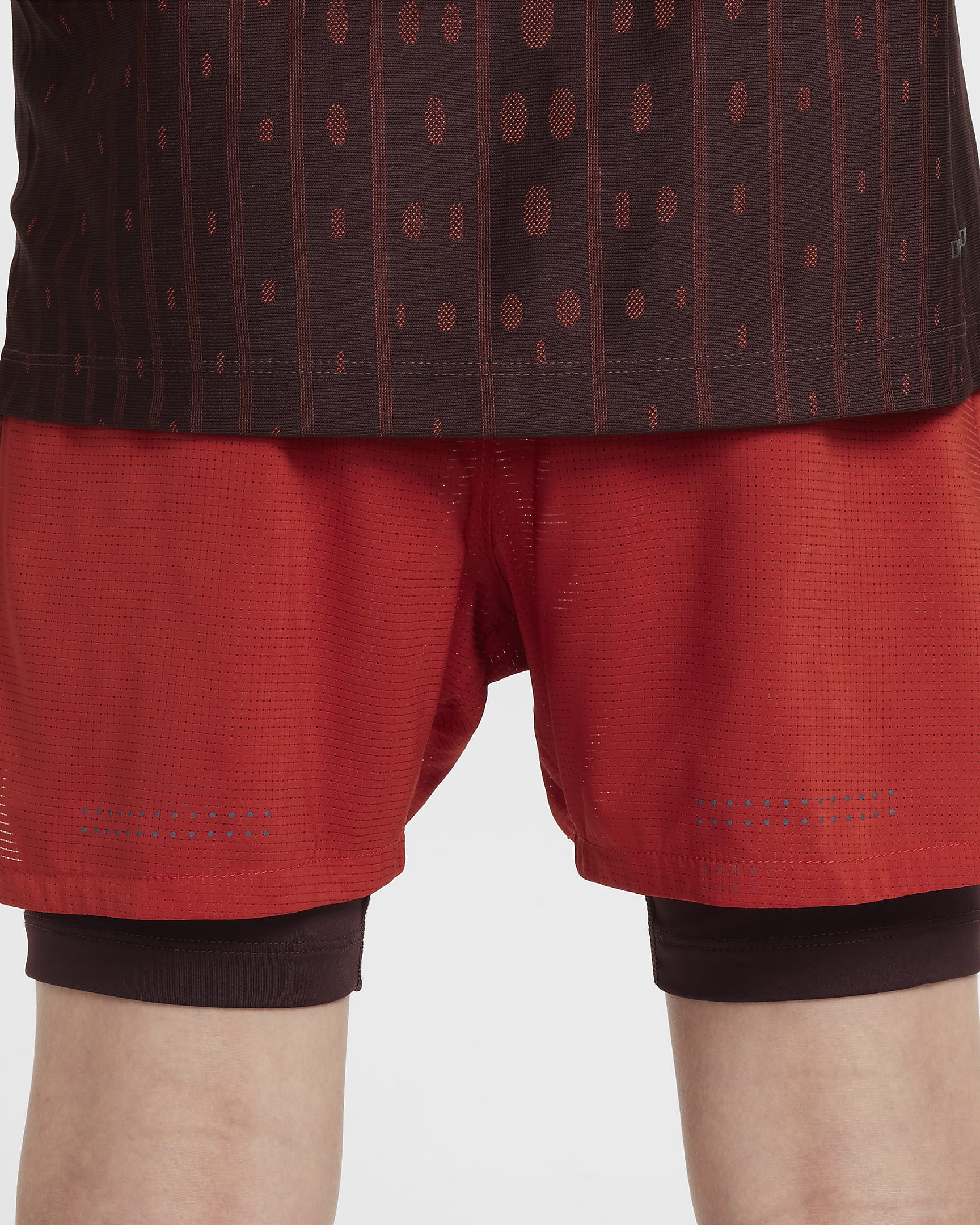 Nike Multi Tech Pantalón corto de entrenamiento Dri-FIT ADV - Niño - Dragon Red/Burgundy Crush/Negro