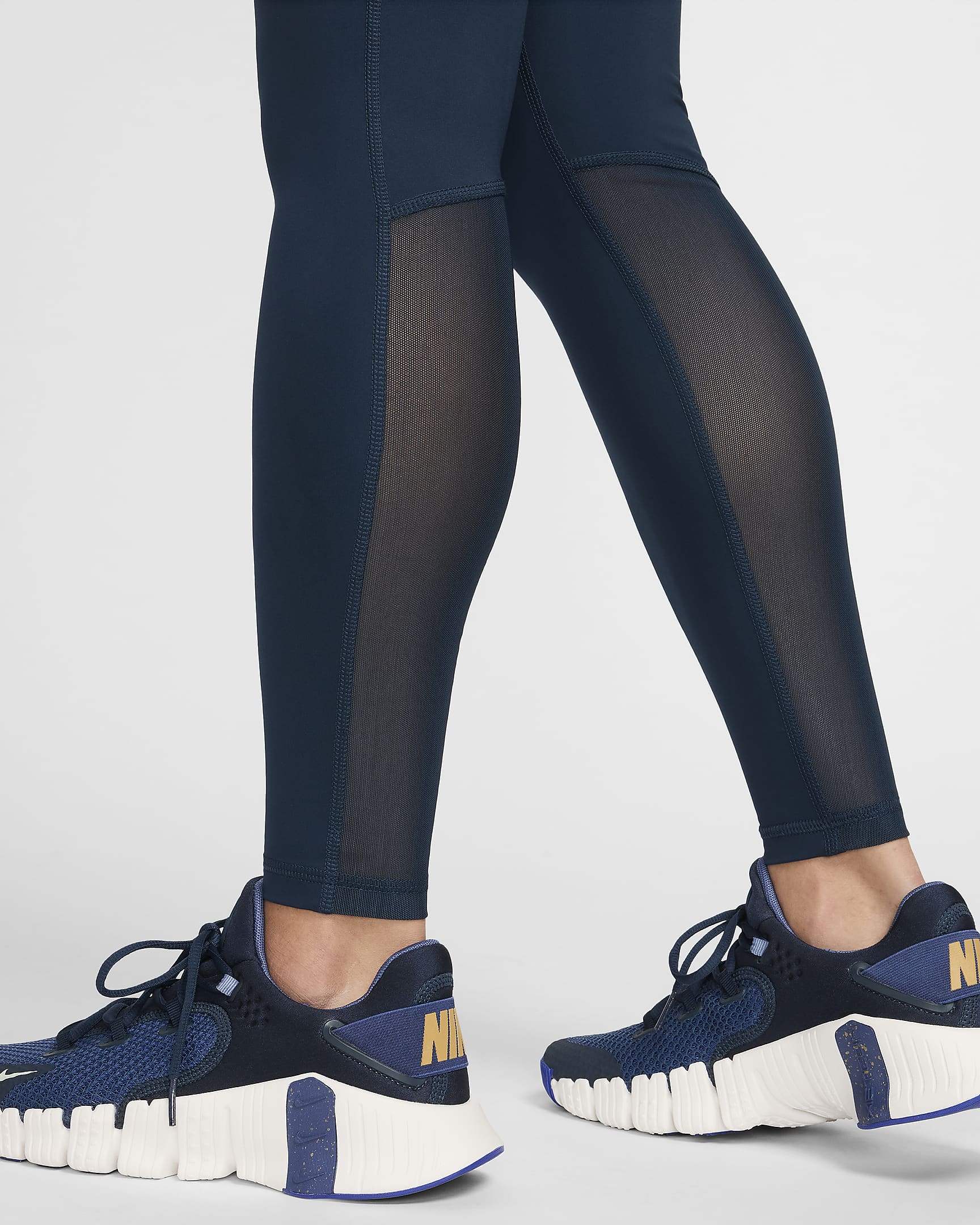 Nike Pro Leggings de talle medio con paneles de malla - Mujer - Armory Navy/Negro/Blanco