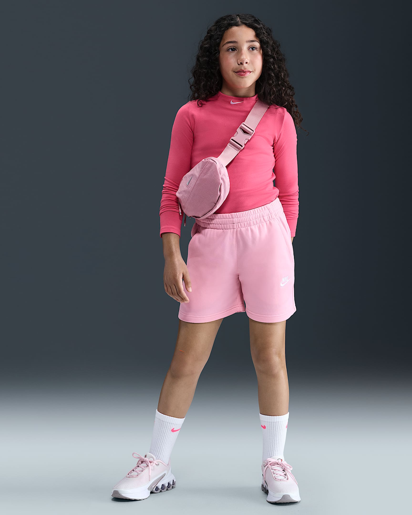 Nike Sportswear Club French-Terry-Shorts (12,5 cm) für ältere Kinder (Mädchen) - Medium Soft Pink/Medium Soft Pink/Weiß