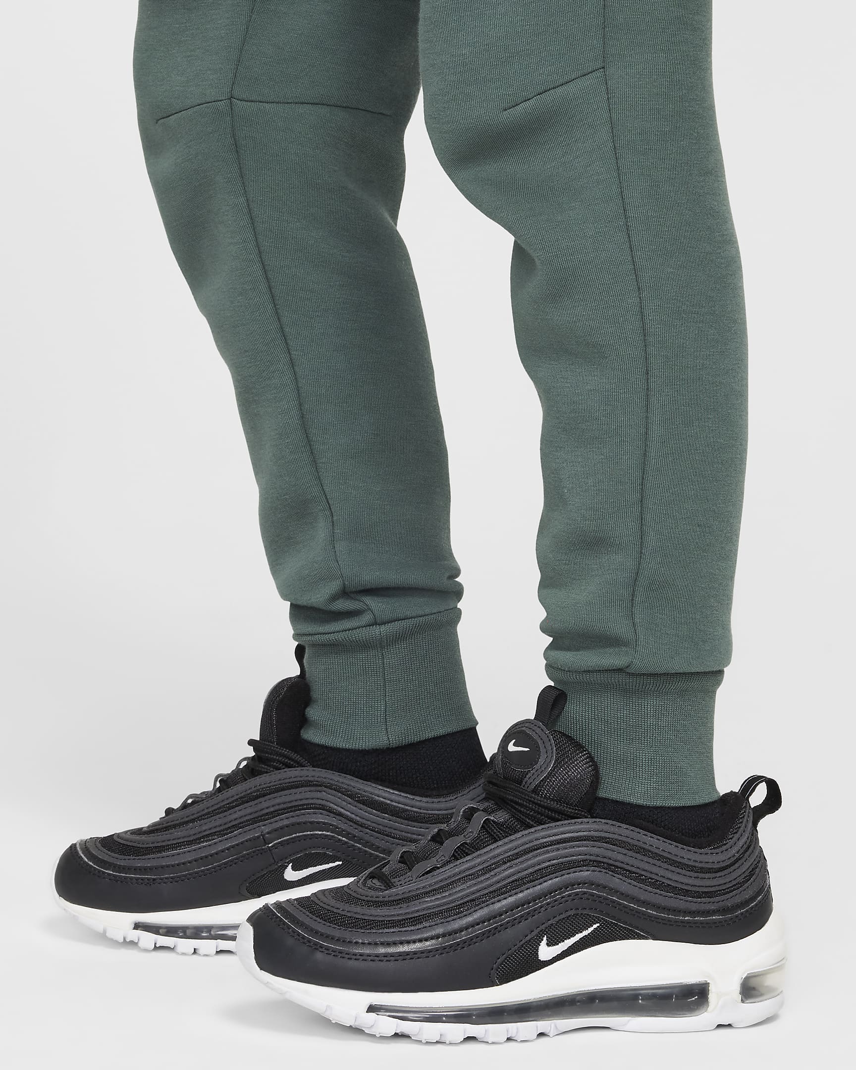 Nike Sportswear Tech Fleece Older Kids' (Girls') Joggers - Vintage Green/Black/Black/Black