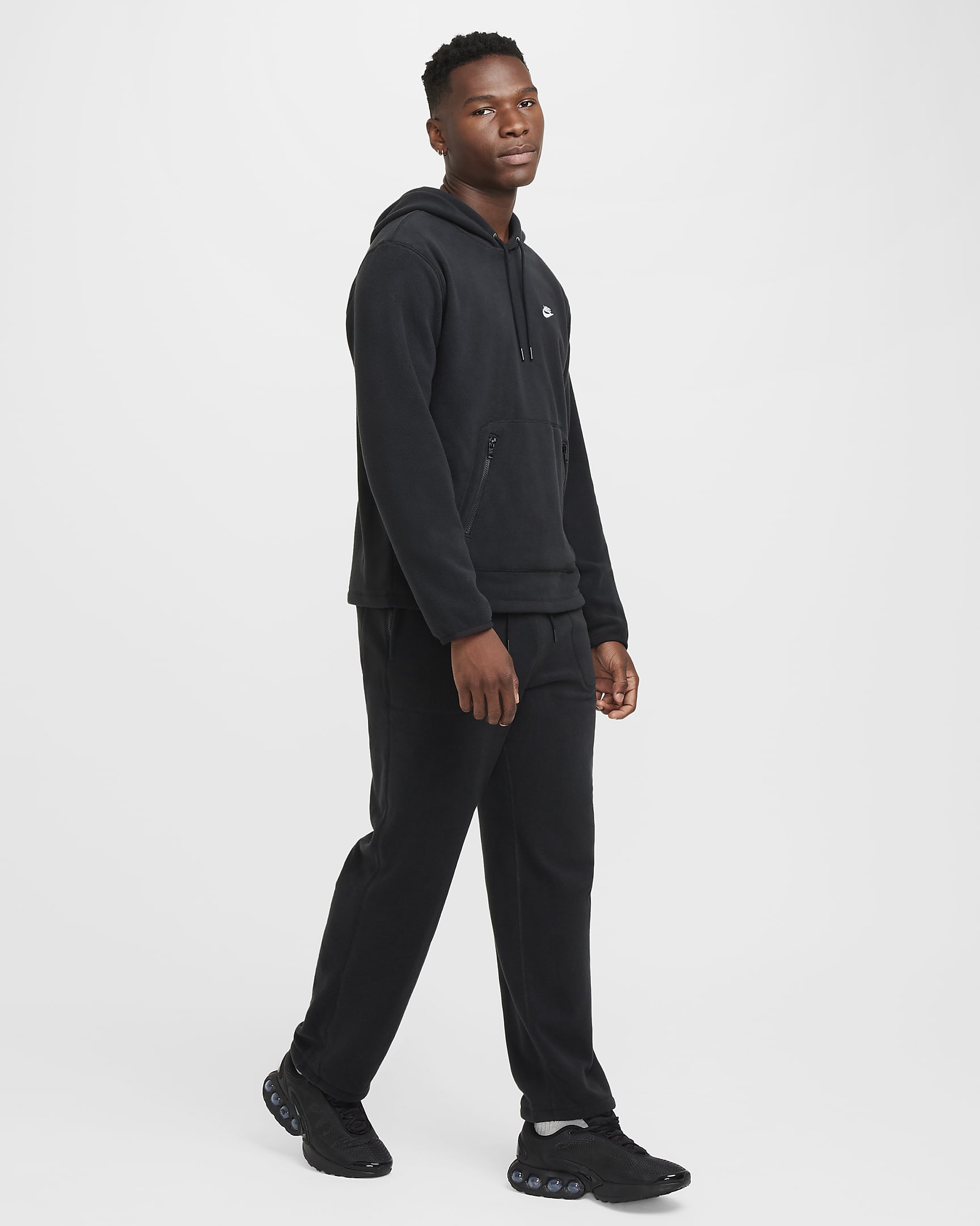 Nike Club Men's Winterized Pullover Hoodie - Black/White