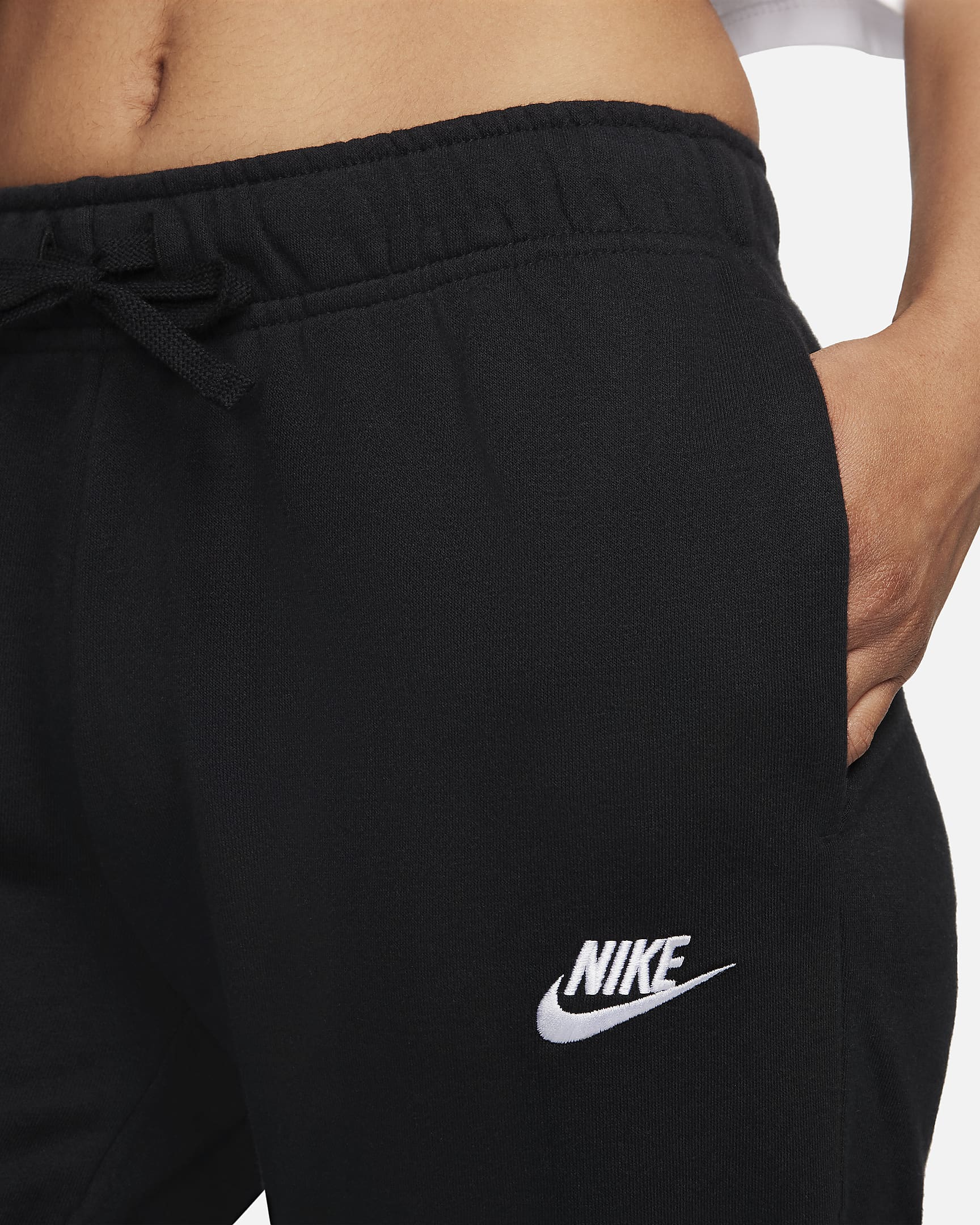 Nike Sportswear Club Fleece Women's Mid-Rise Joggers - Black/White