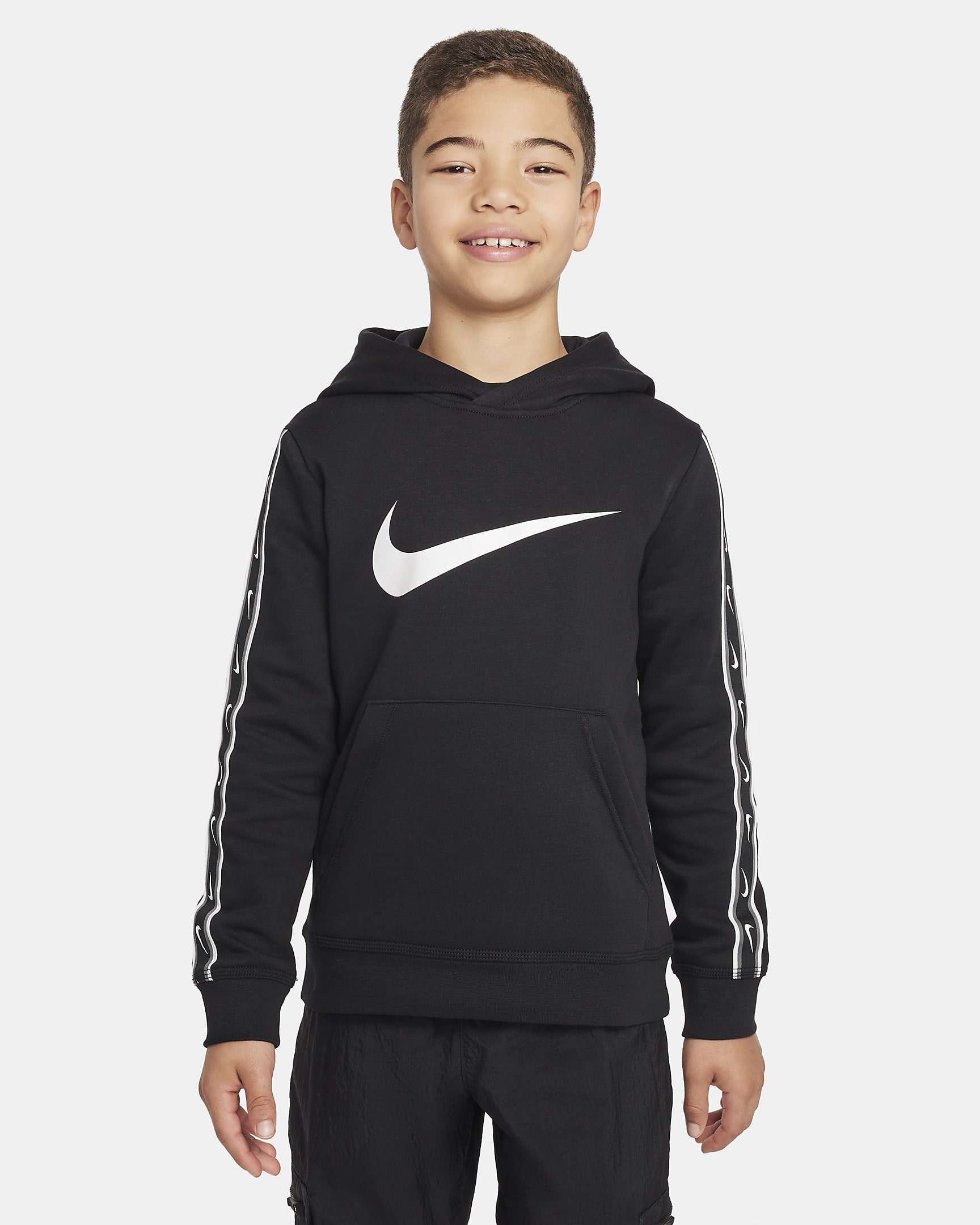 Nike (NFL Las Vegas Raiders) Older Kids' Pullover Hoodie. Nike LU