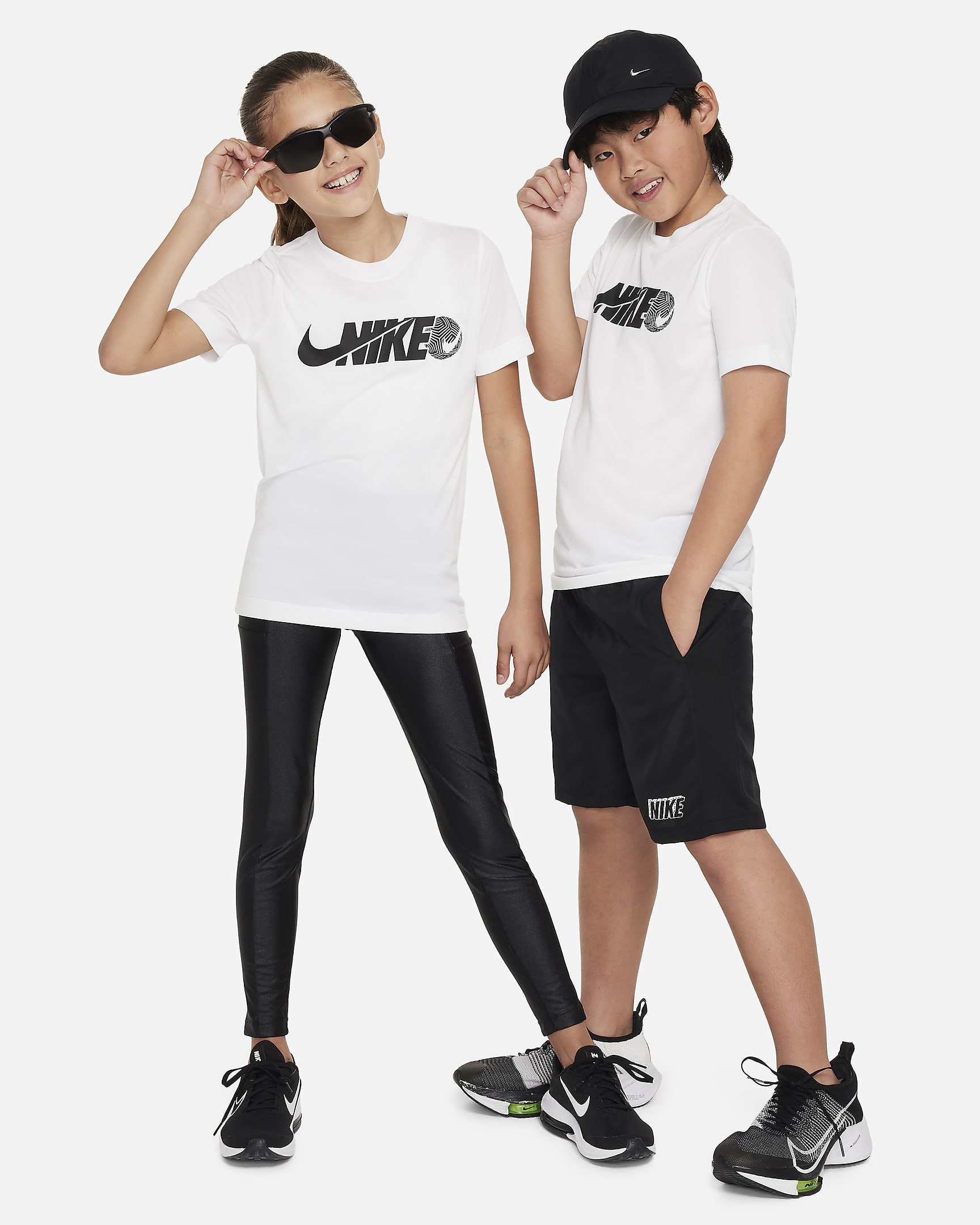 Nike Legend Older Kids' Dri-FIT T-Shirt - White