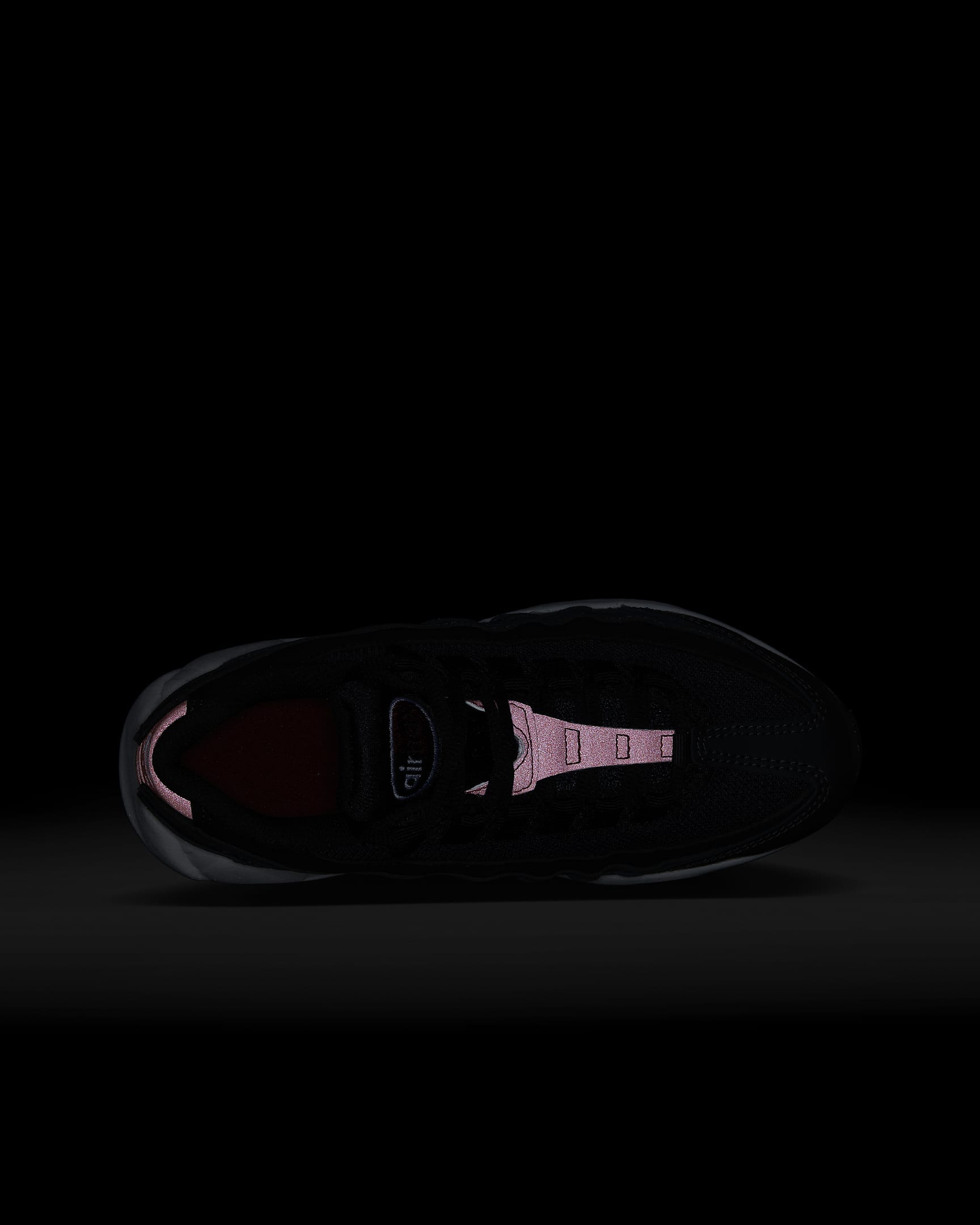 nike shoes air max black and white