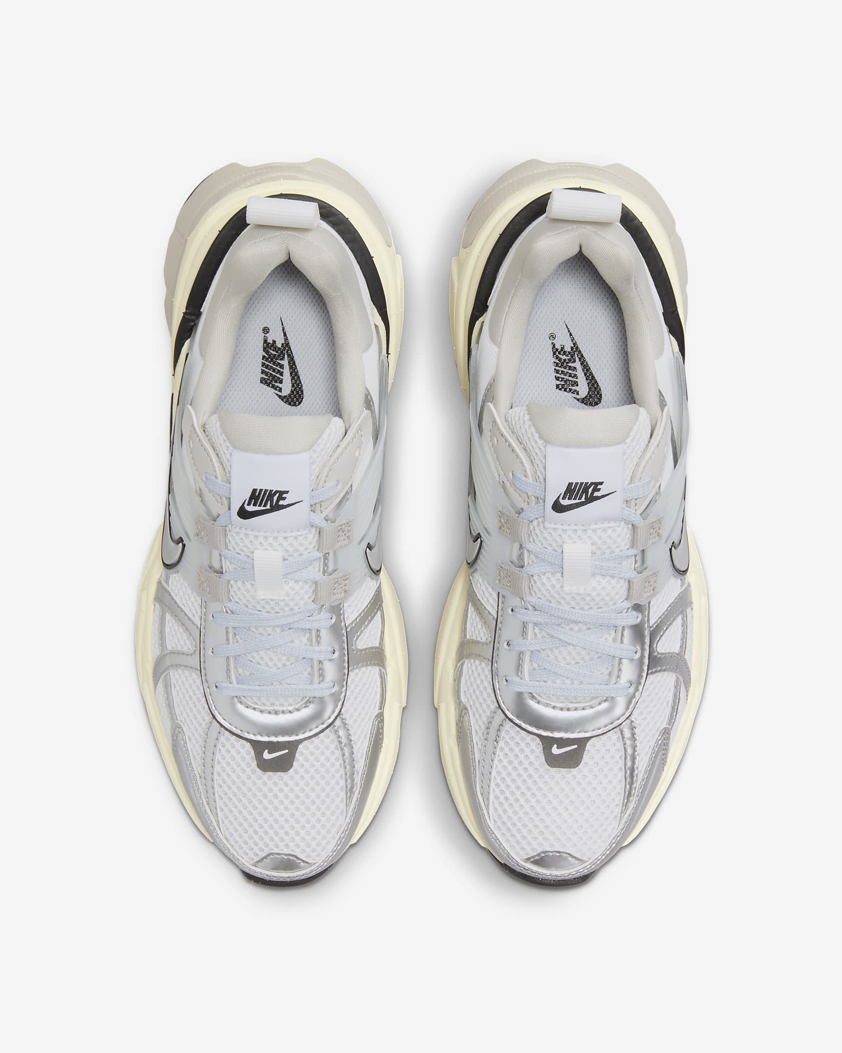 Nike V2K Run schoenen - Summit White/Pure Platinum/Light Iron Ore/Metallic Silver