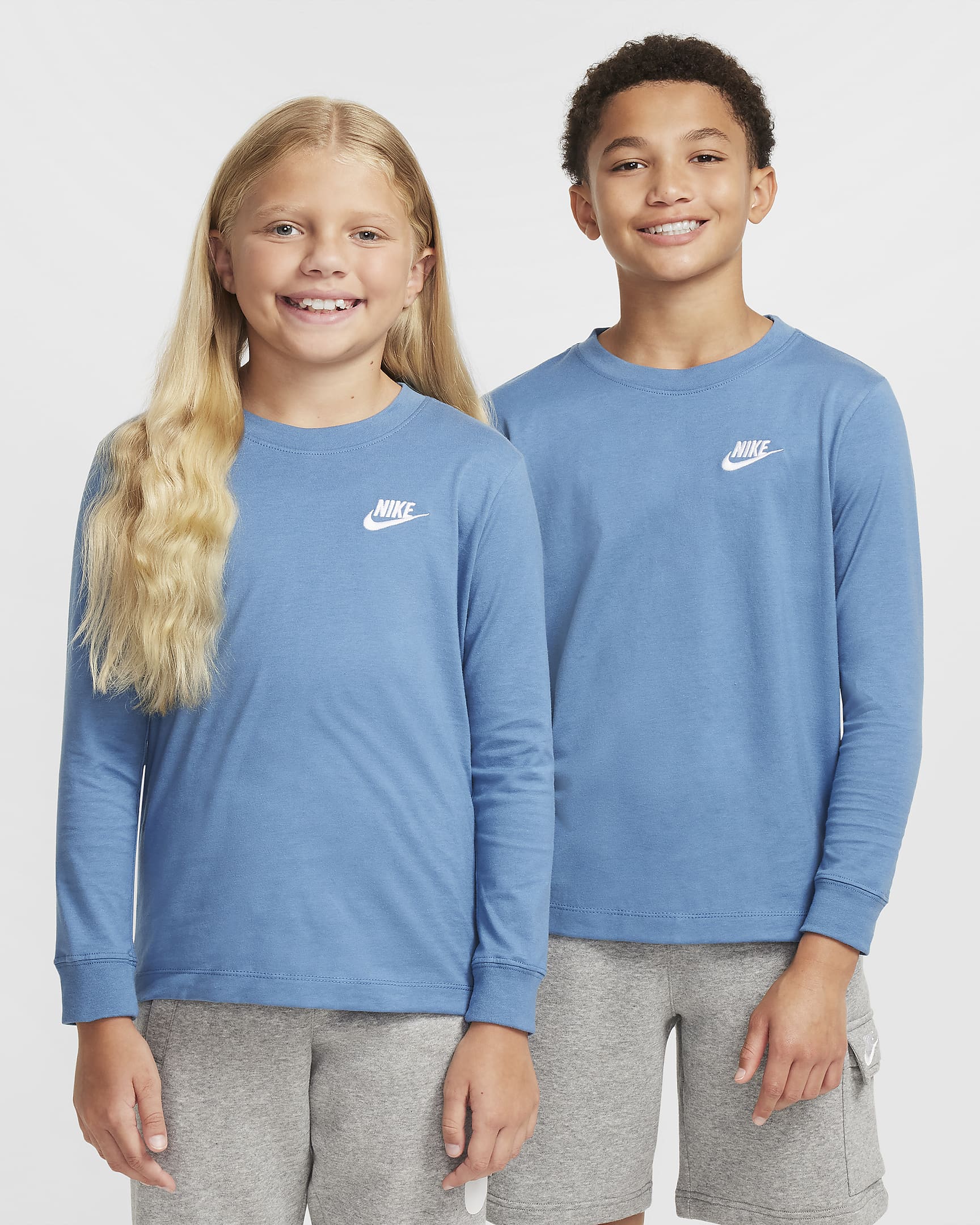 Playera de manga larga para niños grandes Nike Sportswear - Tormenta del Egeo