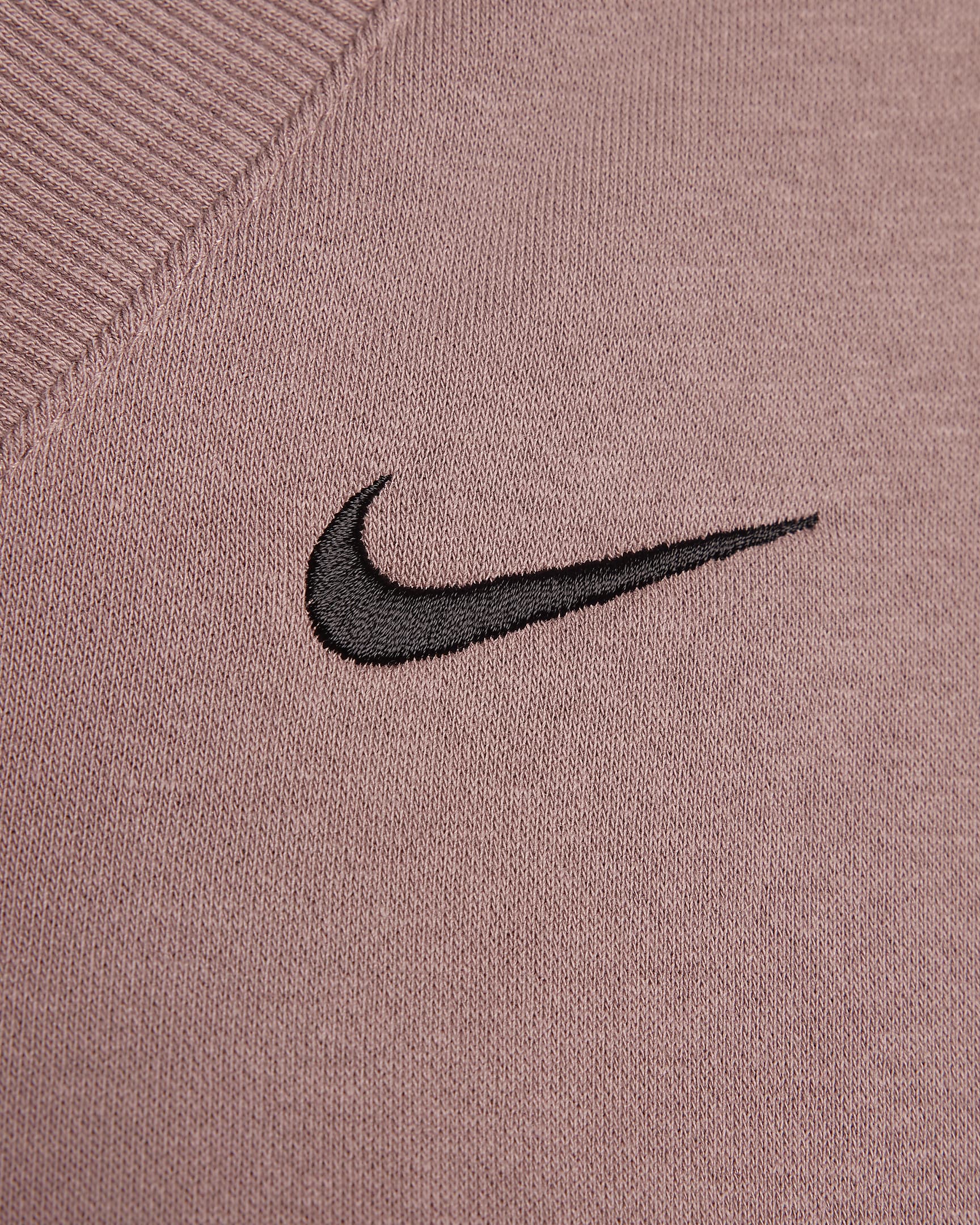Nike Sportswear Phoenix Fleece Women's Cropped V-Neck Top. Nike UK