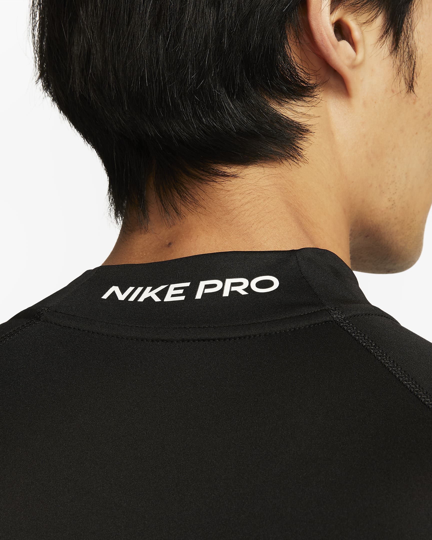 Nike Pro Men's Dri-FIT Fitness Mock-Neck Long-Sleeve Top. Nike UK