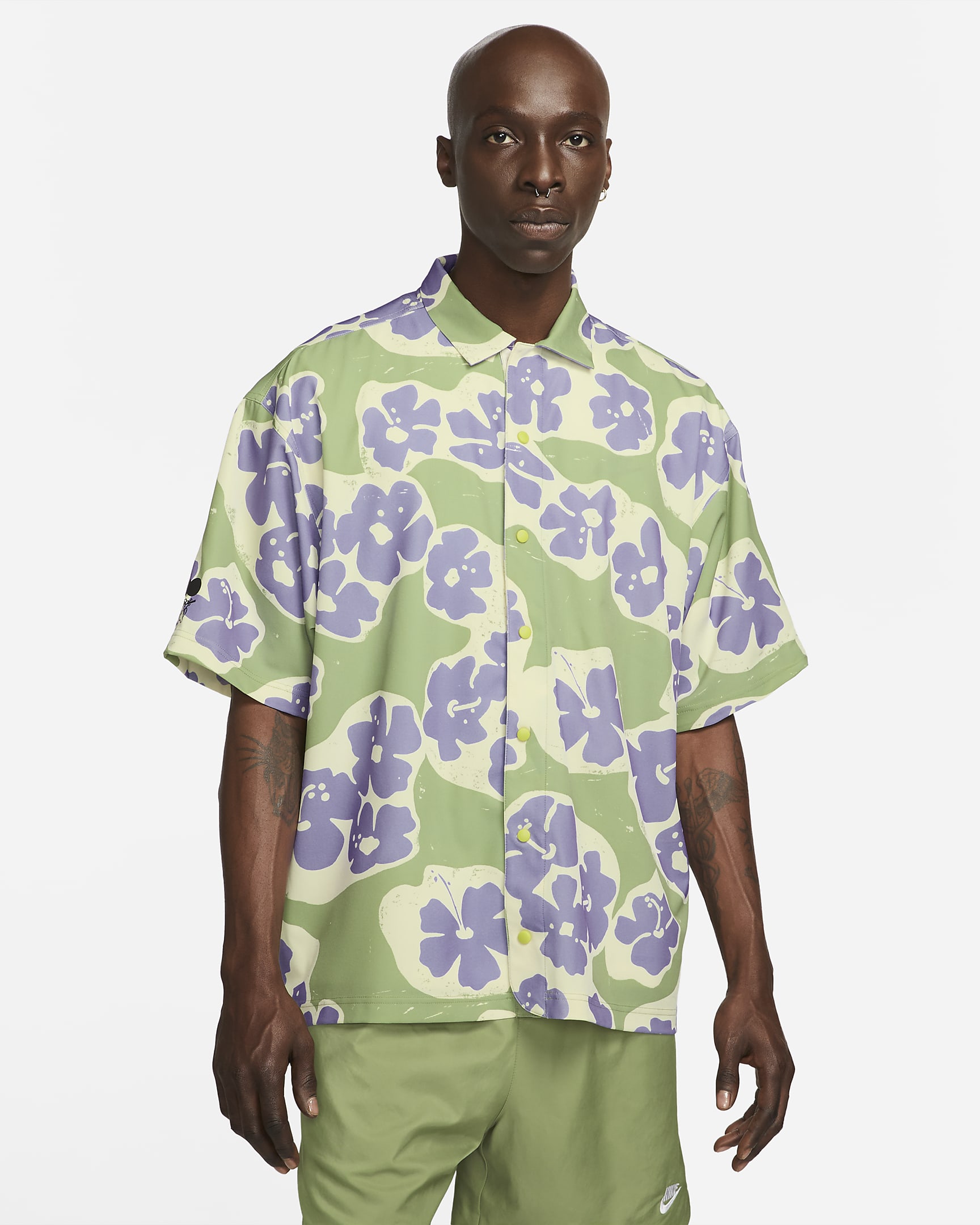 naomi-osaka-short-sleeve-button-up-top-GvskFd.png