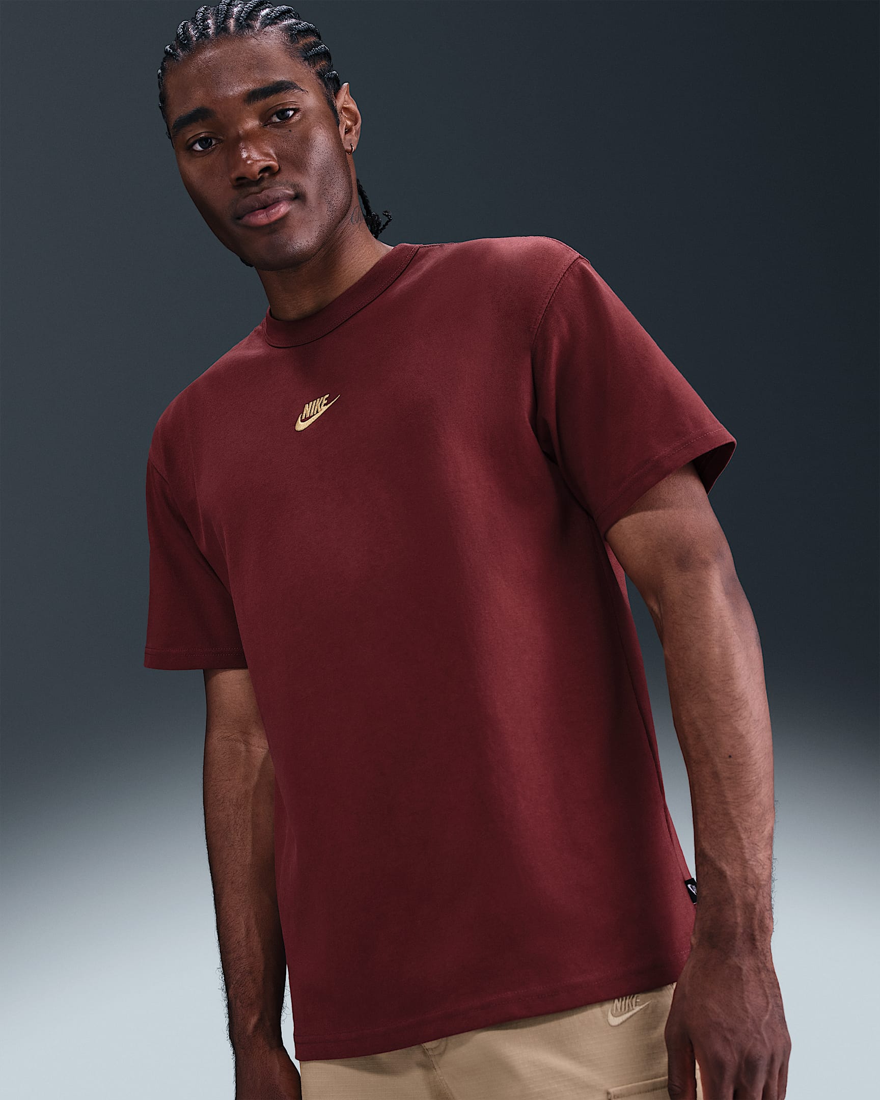 Nike Sportswear Premium Essentials Men's T-Shirt - Dark Team Red/Gold