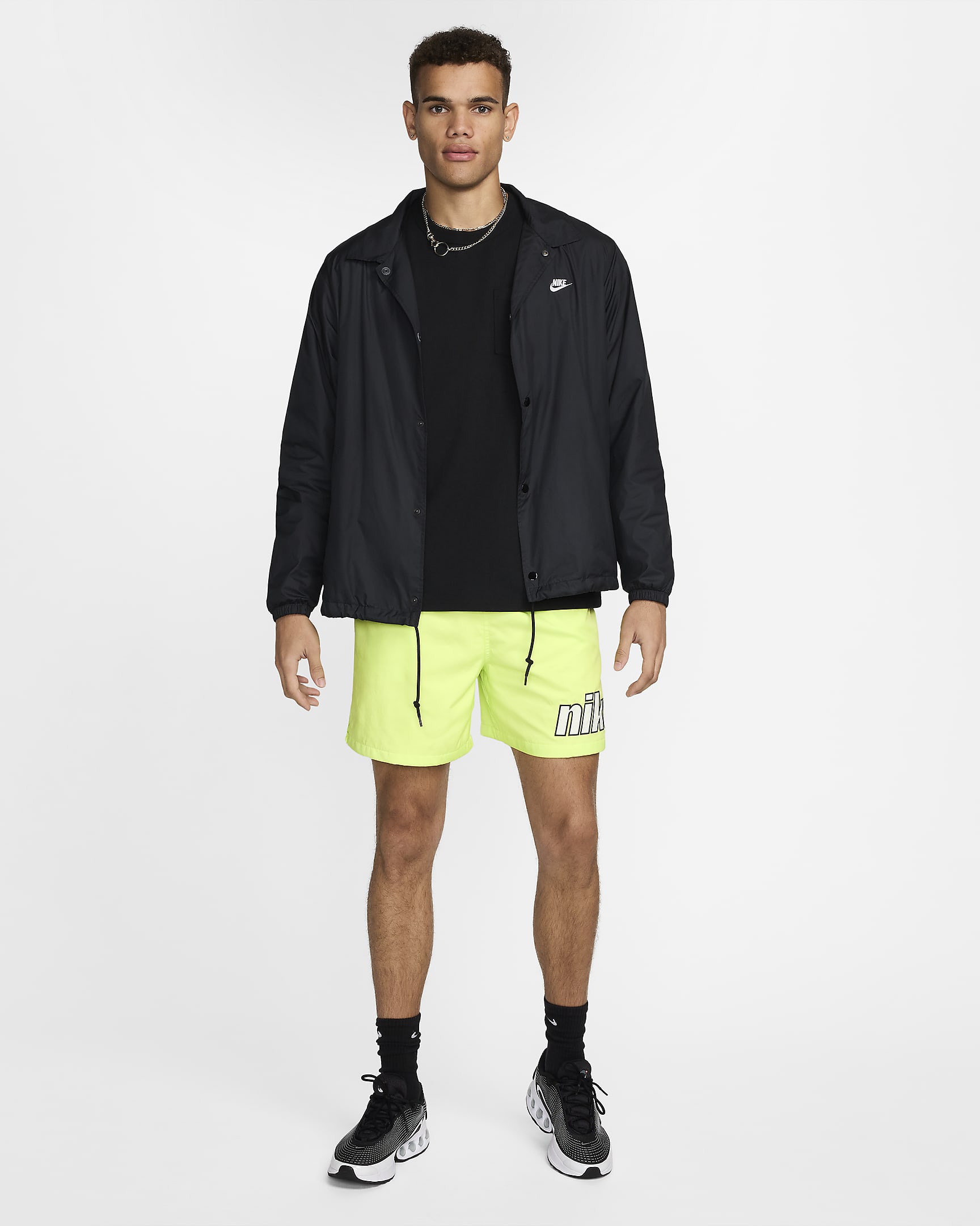 Nike Club Men's Flow Shorts - Light Lemon Twist/Sail