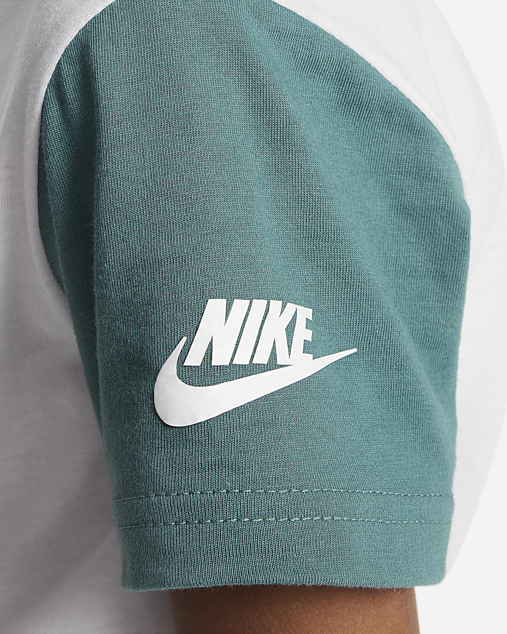 Conjunto de playera y shorts para niños de preescolar Nike Sportswear Create Your Own Adventure - Verde vapor