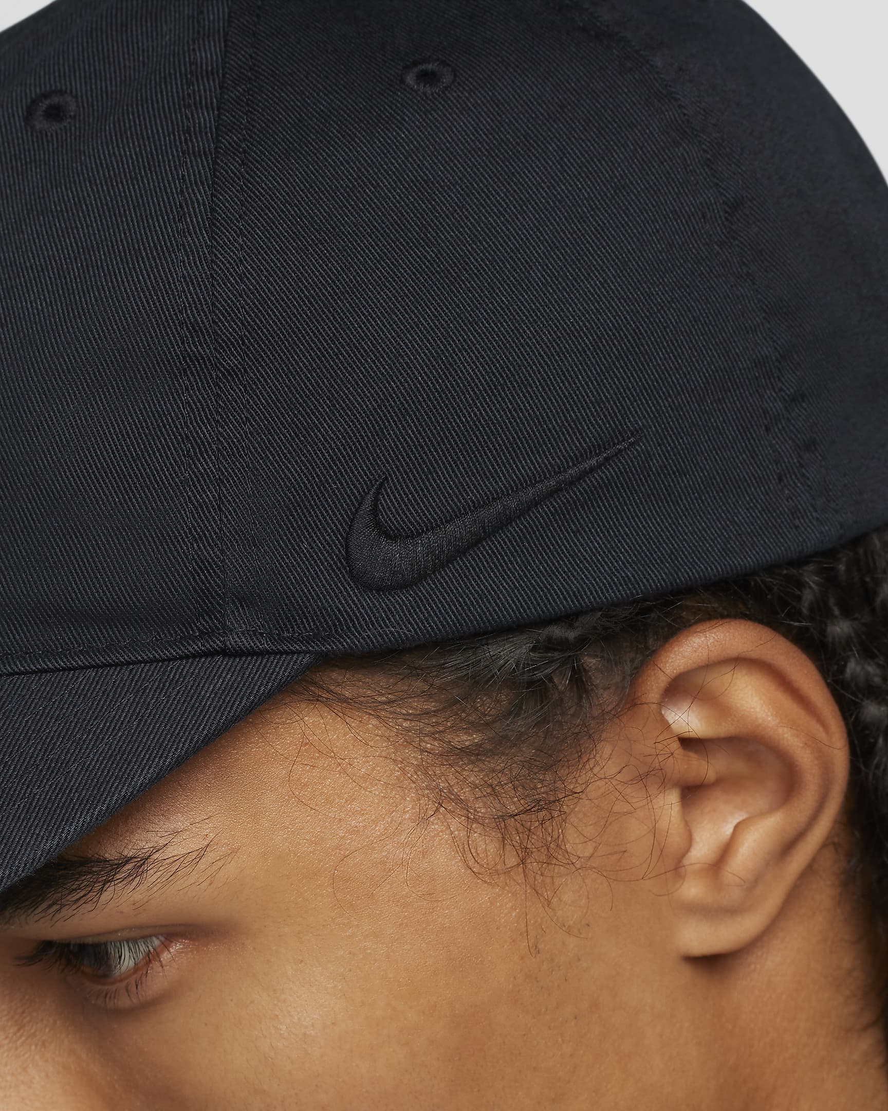 Nike Club Unstrukturierte Cap mit flachem Schirm - Schwarz/Schwarz