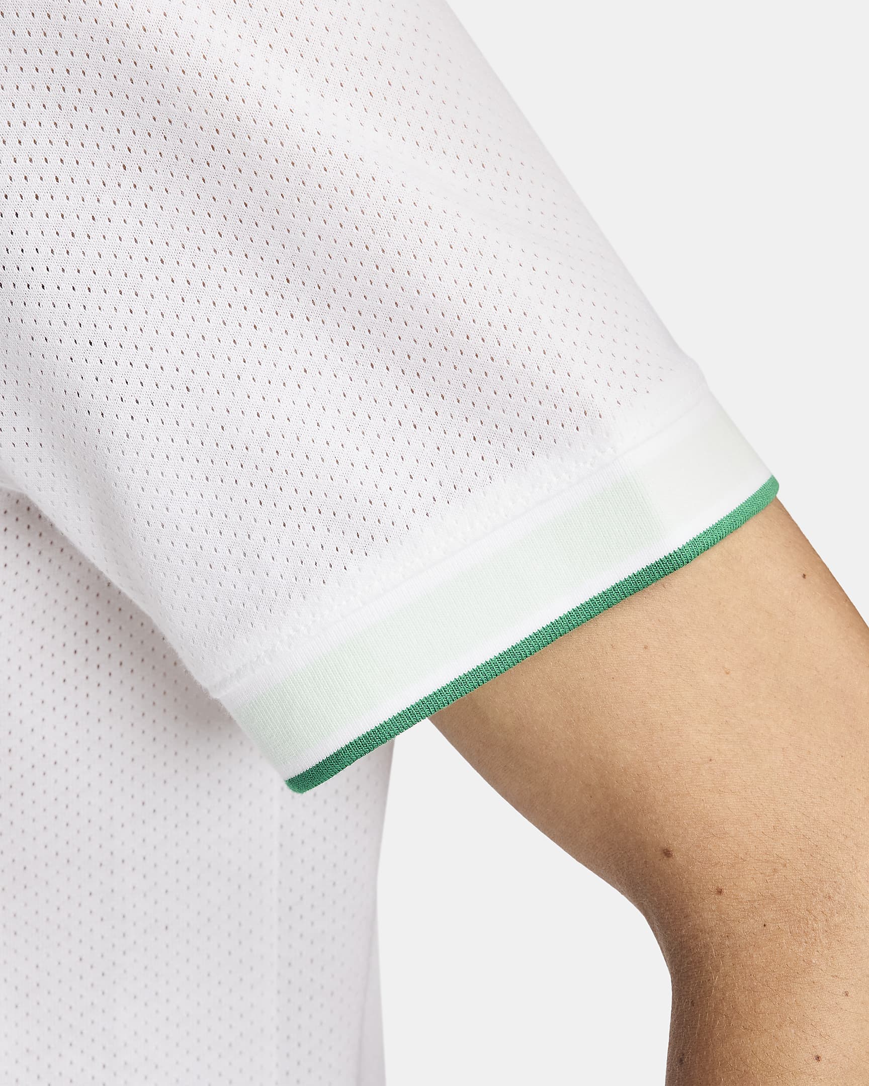 NikeCourt Heritage Men's Short-Sleeve Tennis Top - White
