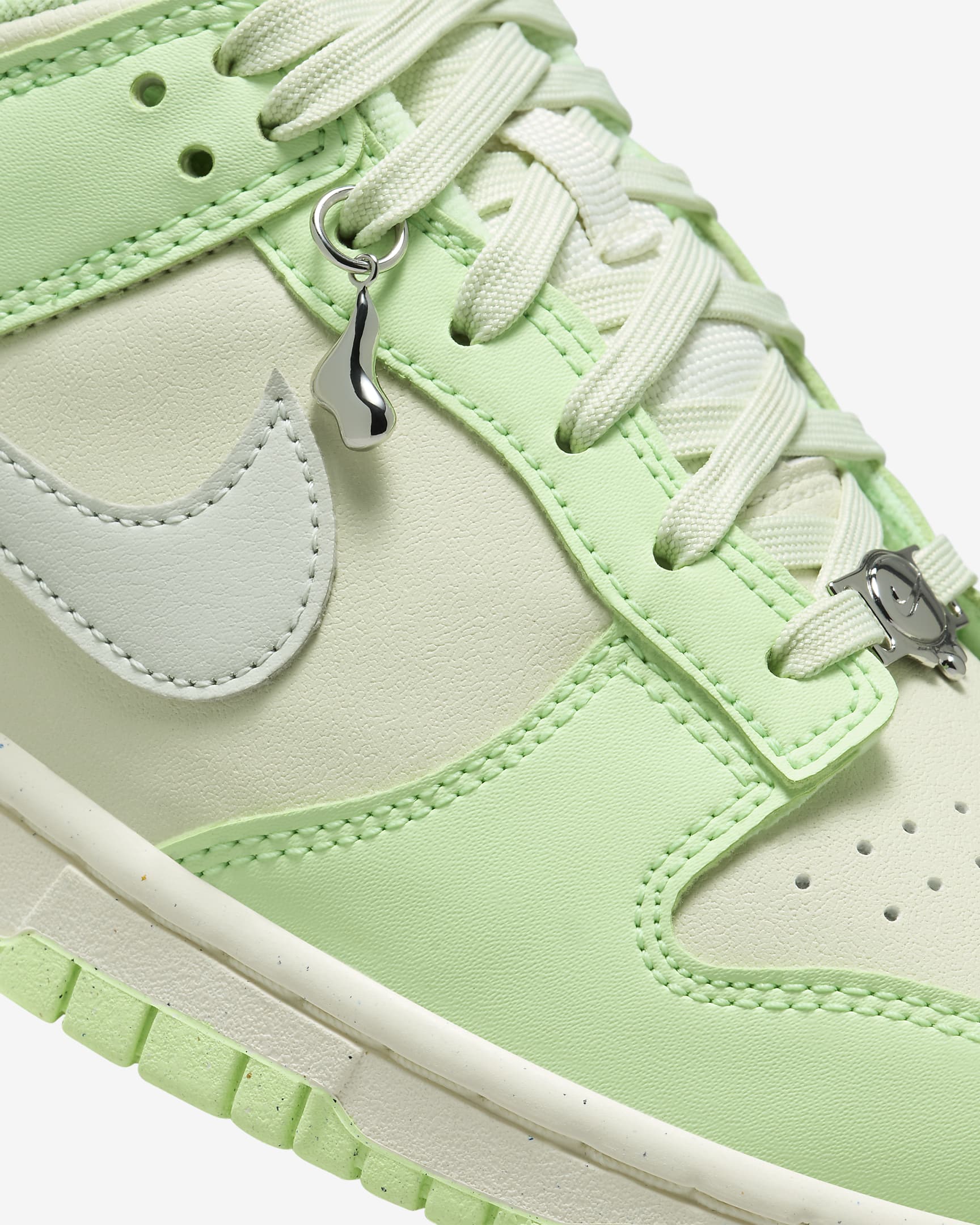 Tenis para mujer Nike Dunk Low Next Nature SE - Mar de cristal/Verde vapor/Vela/Plata claro